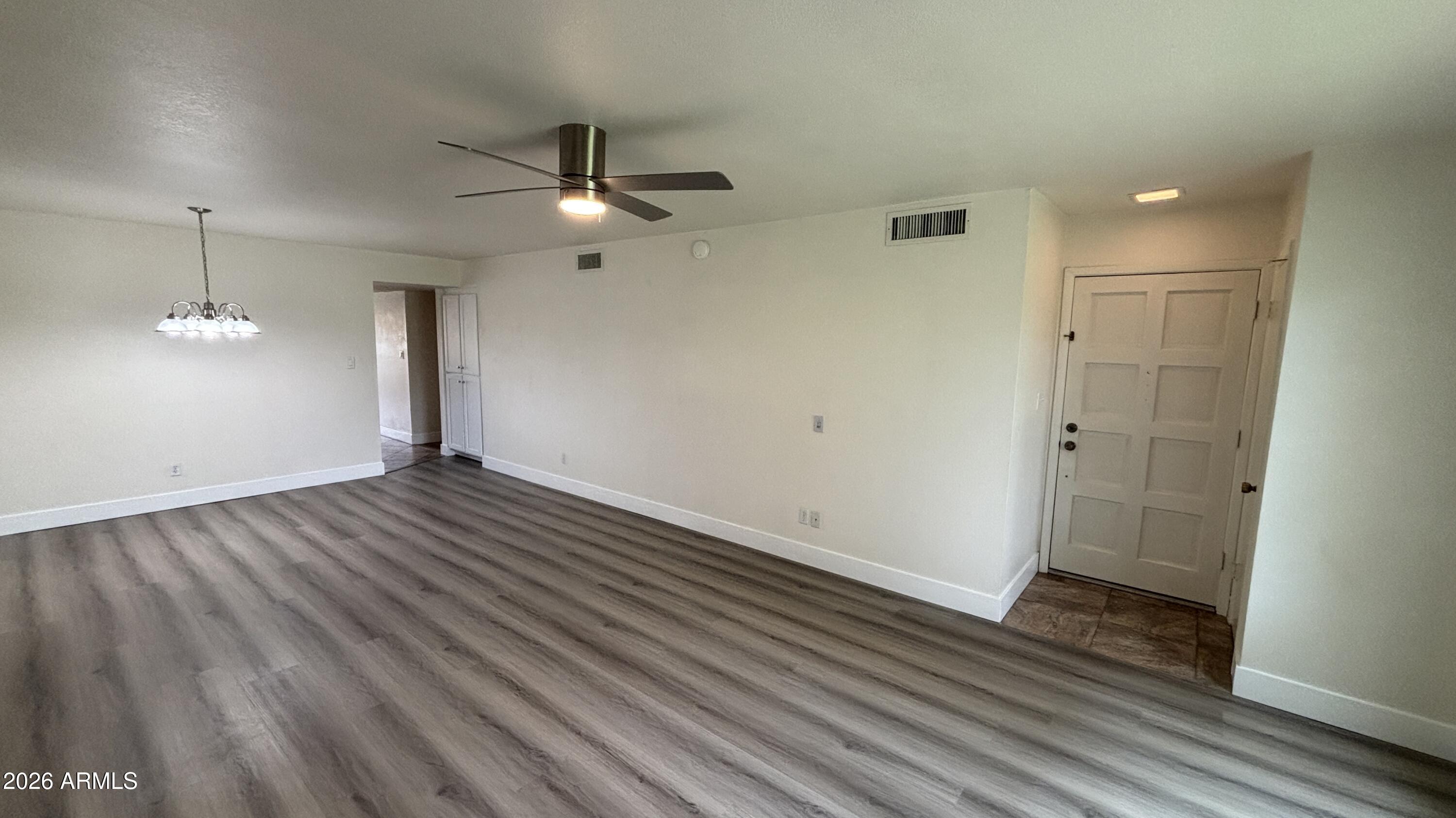 7206 N VIA DE PAESIA --