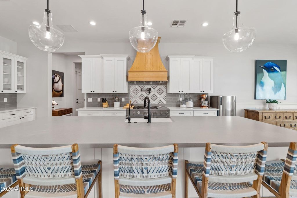 Photo of 4164 E Camelback Road, Phoenix, AZ 85018 (MLS # 7001190)