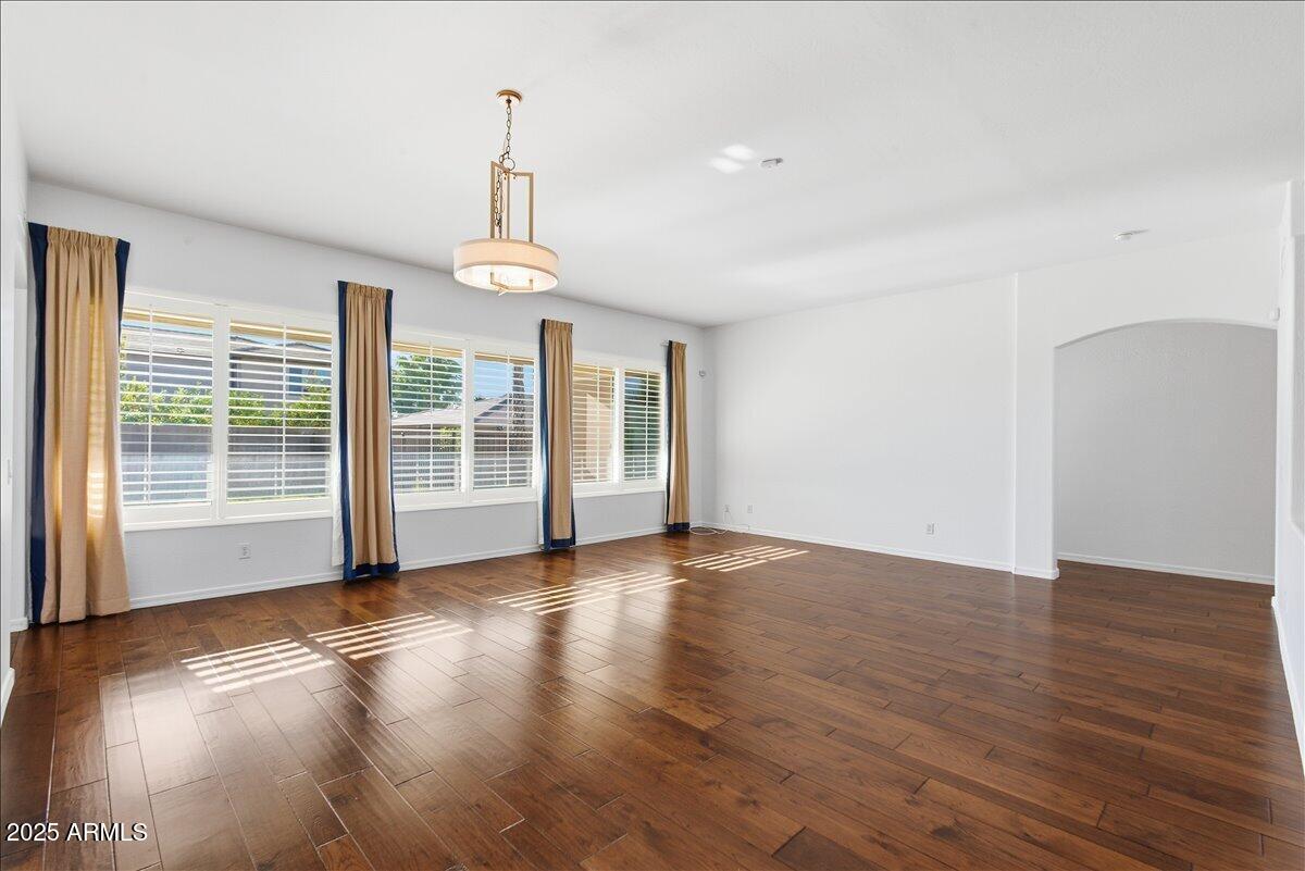 15115 W PIERSON Street