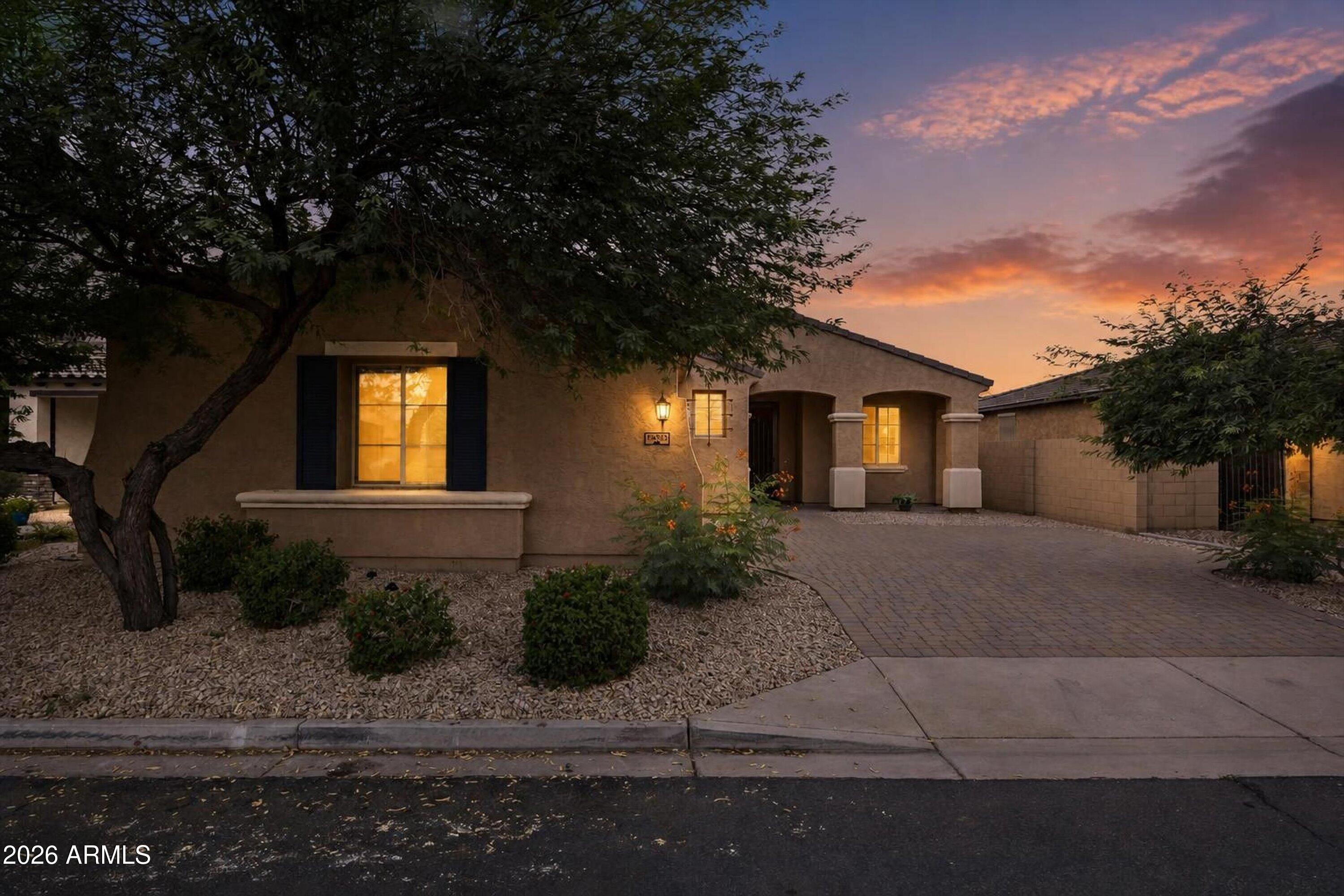 14363 W DESERT FLOWER Drive