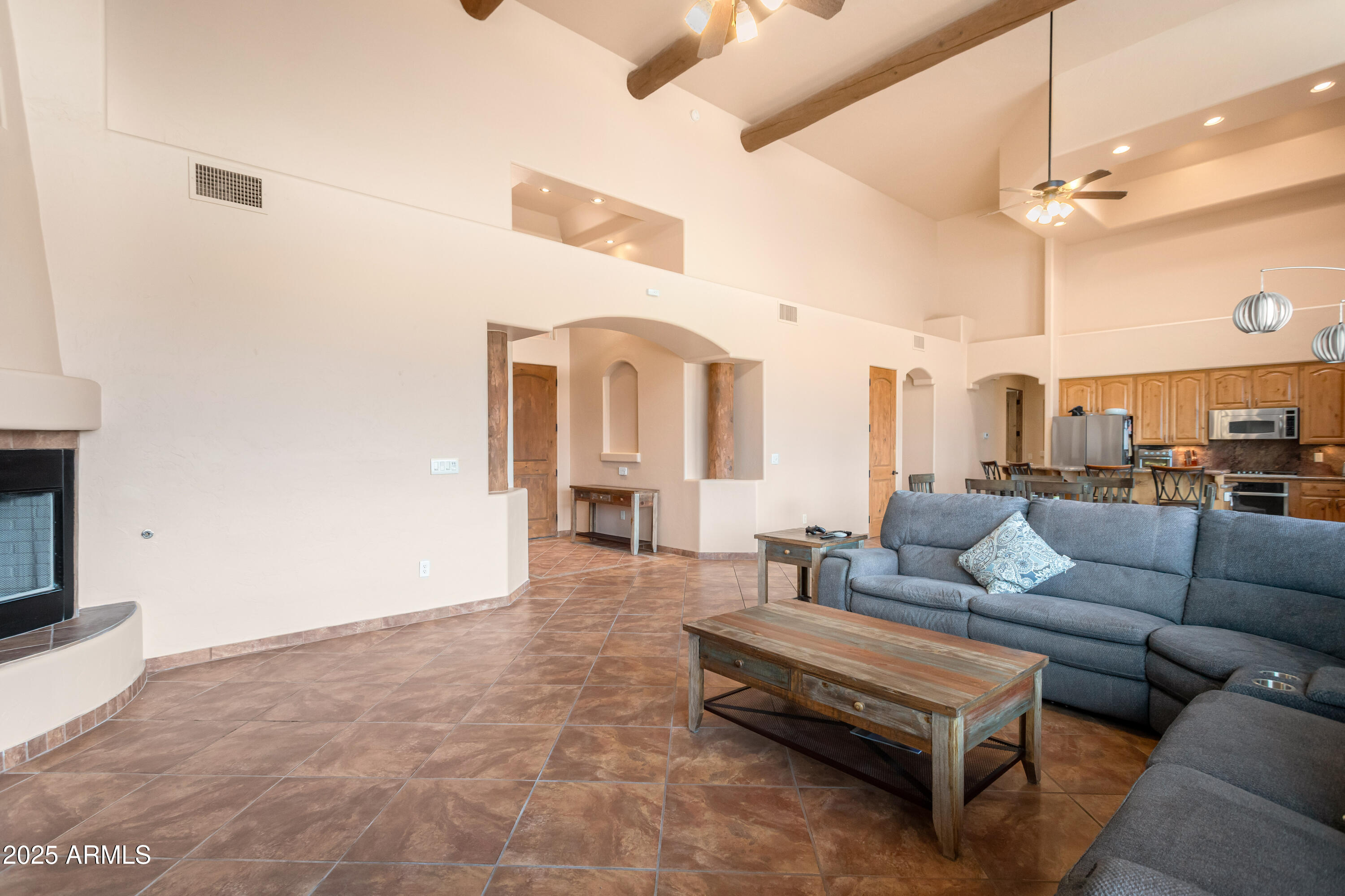 WILD HORSE 2 - Residential