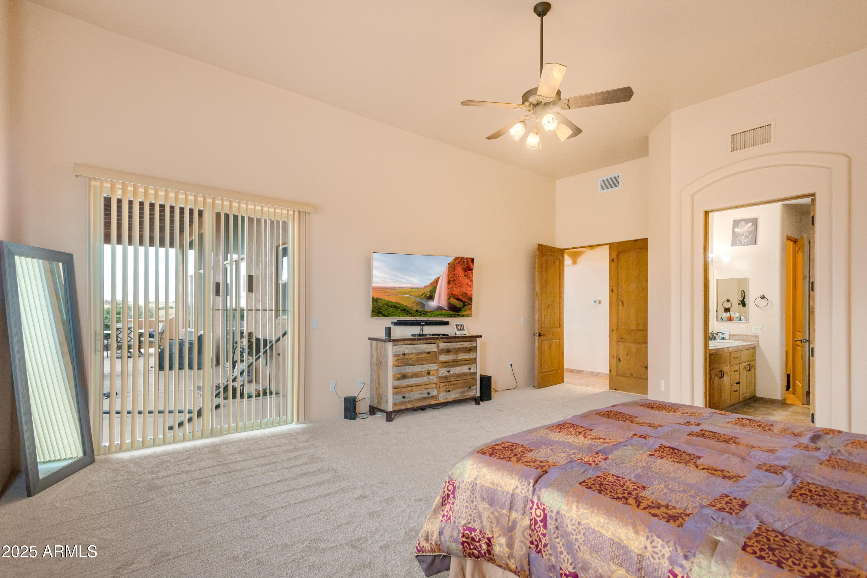WILD HORSE 2 - Residential