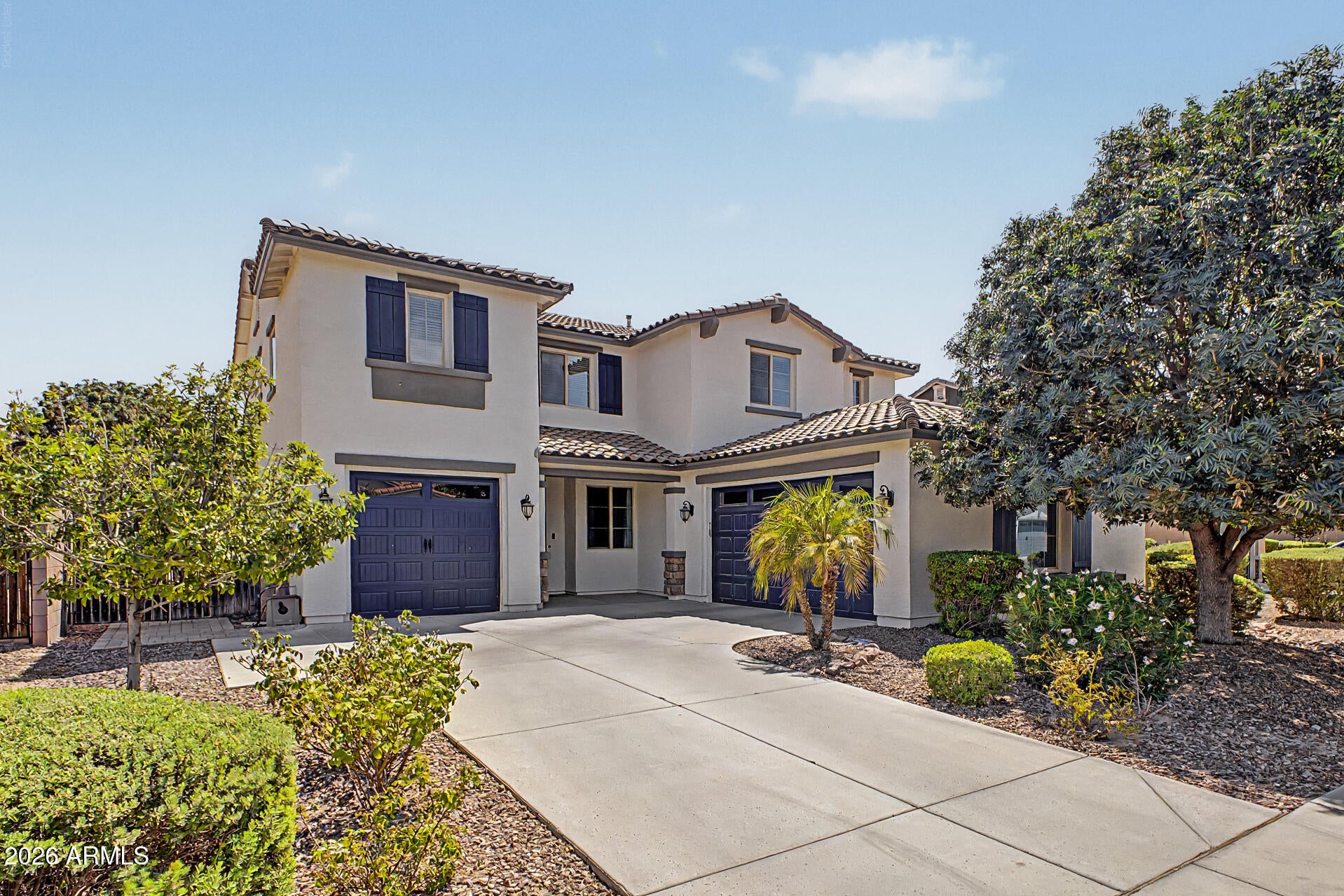 2531 E ELEANA Lane