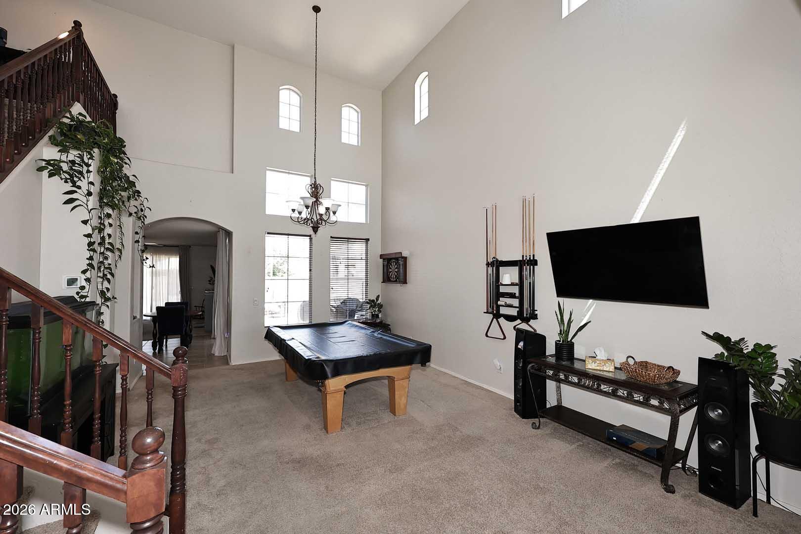 7132 W DARROW Street