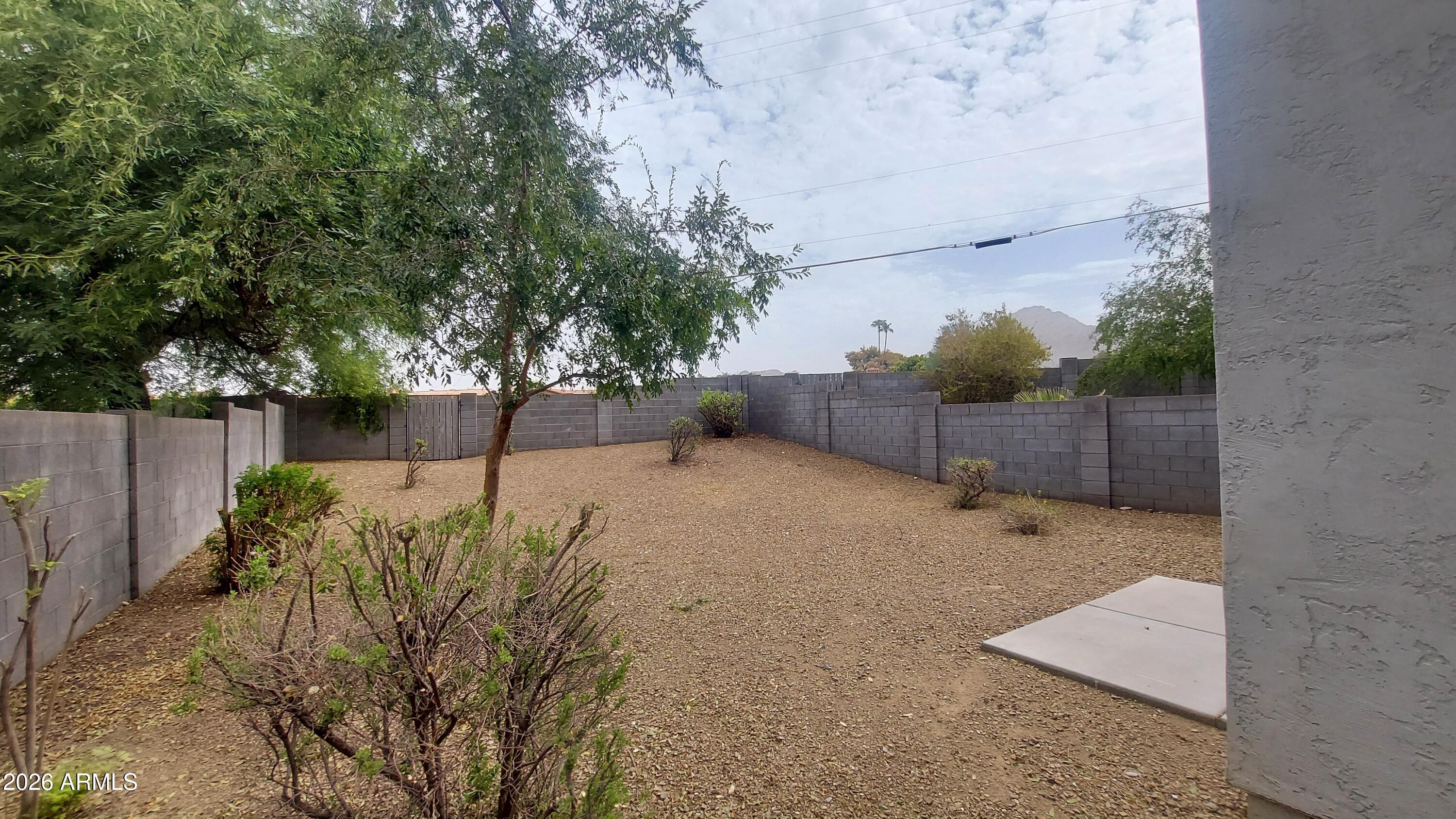 1728 E Ocotillo Road
