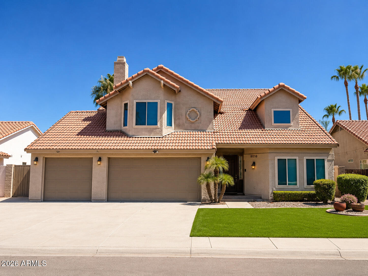 9016 E Sahuaro Drive