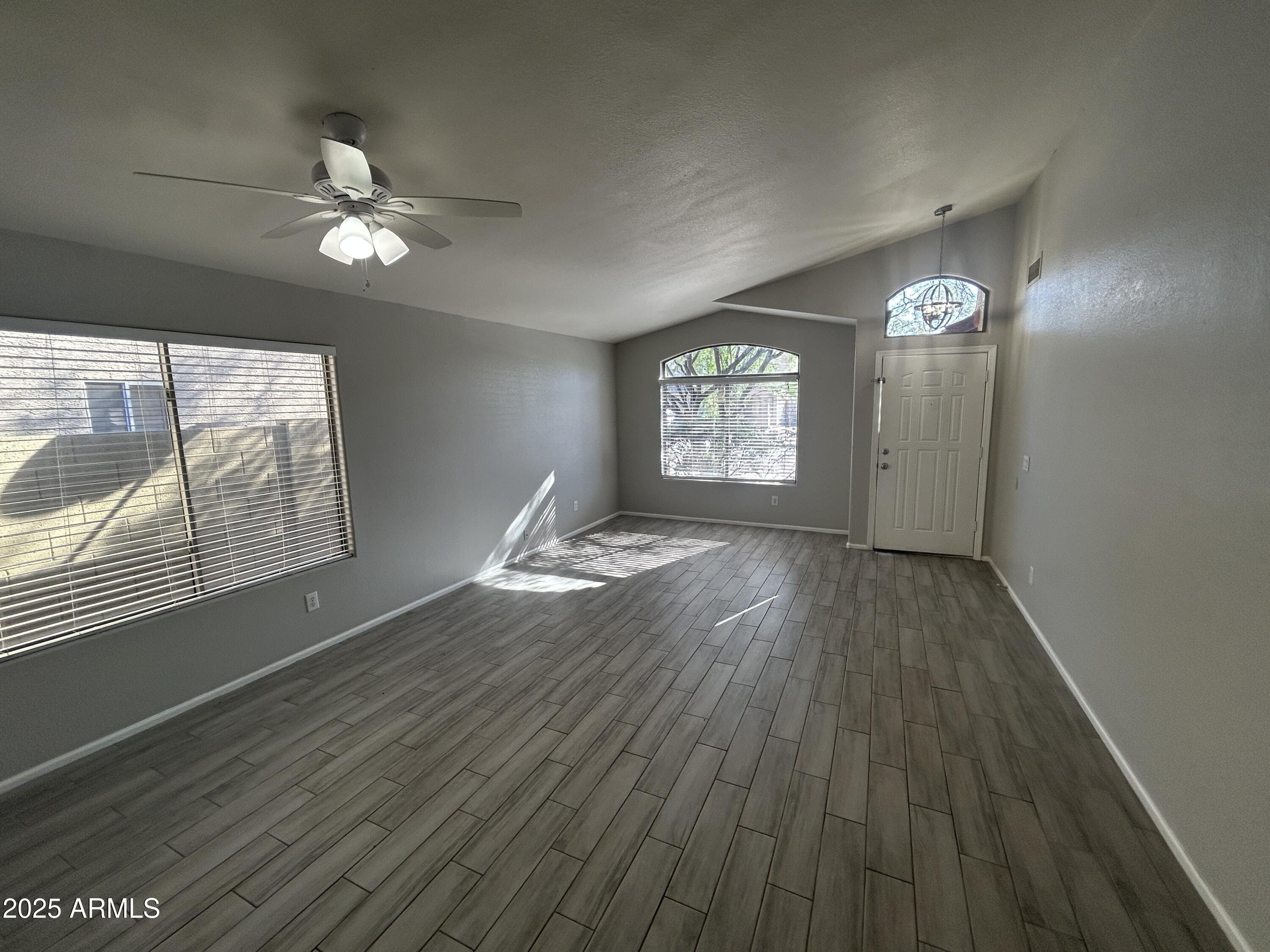 12450 W SAN JUAN Avenue