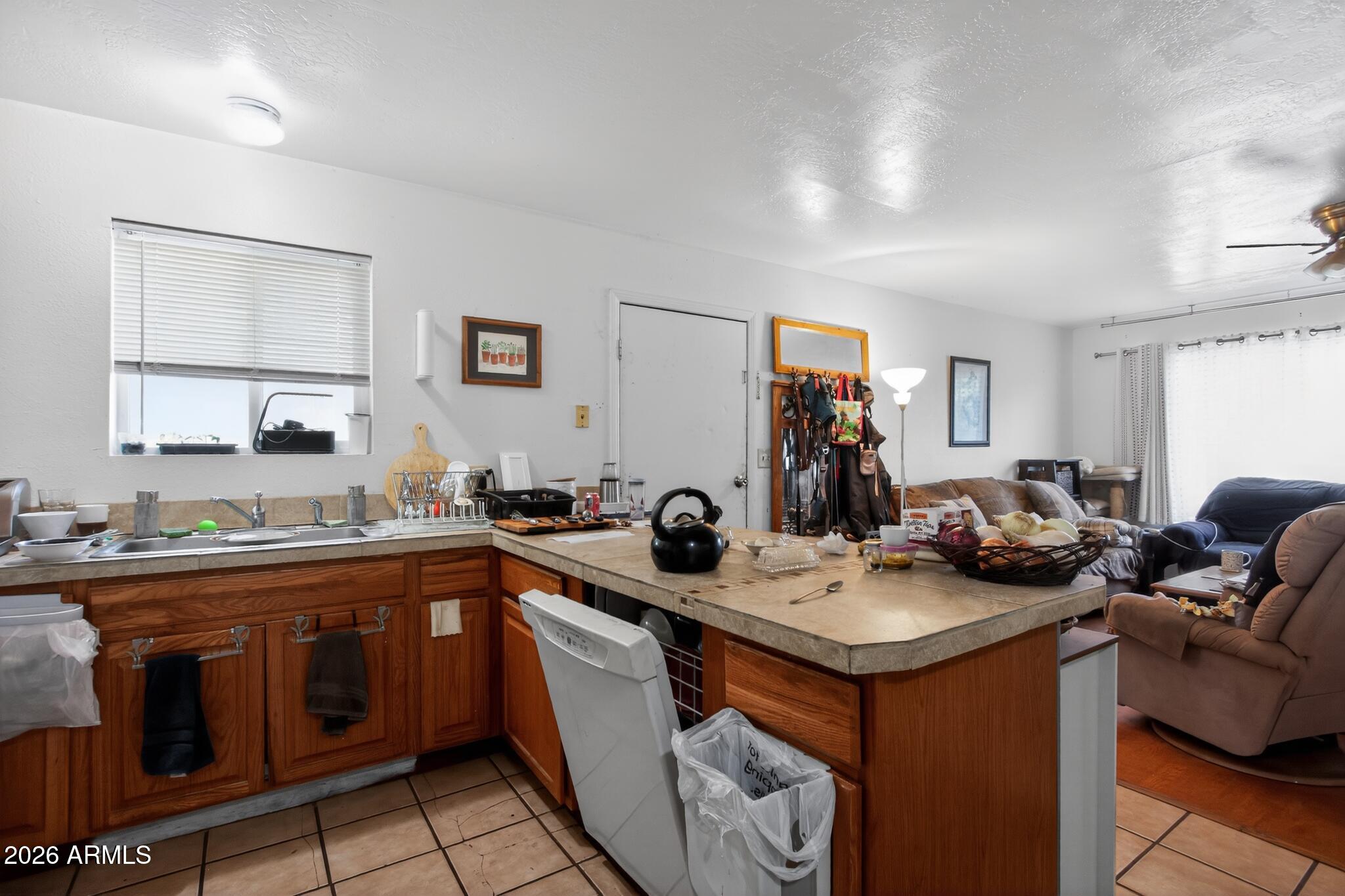 SUNNYSIDE FARMS - Residential