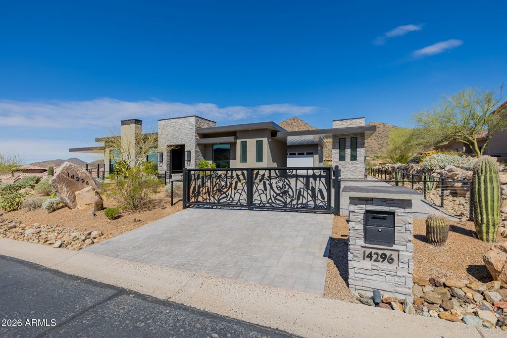 Photo of 14296 E Kalil Drive, Scottsdale, AZ 85259 (MLS # 7000883)