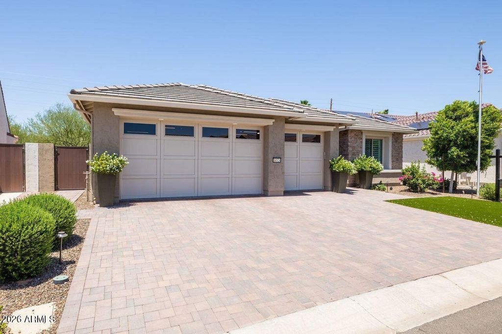 Photo of 16524 W La Reata Avenue, Goodyear, AZ 85395 (MLS # 7049232)
