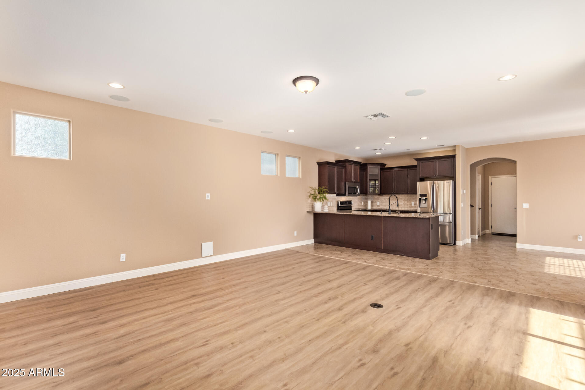 3443 E JASPER Drive
