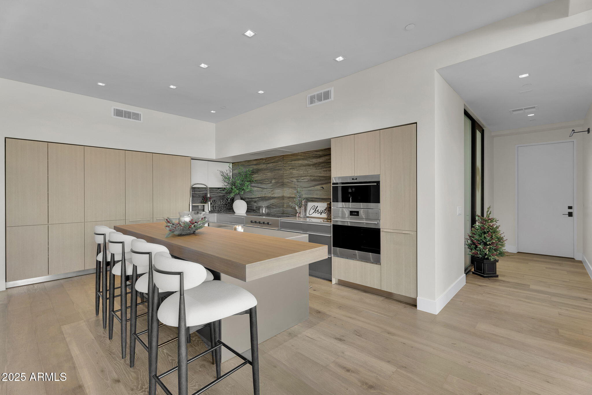 6321 E PHOENICIAN Boulevard 7