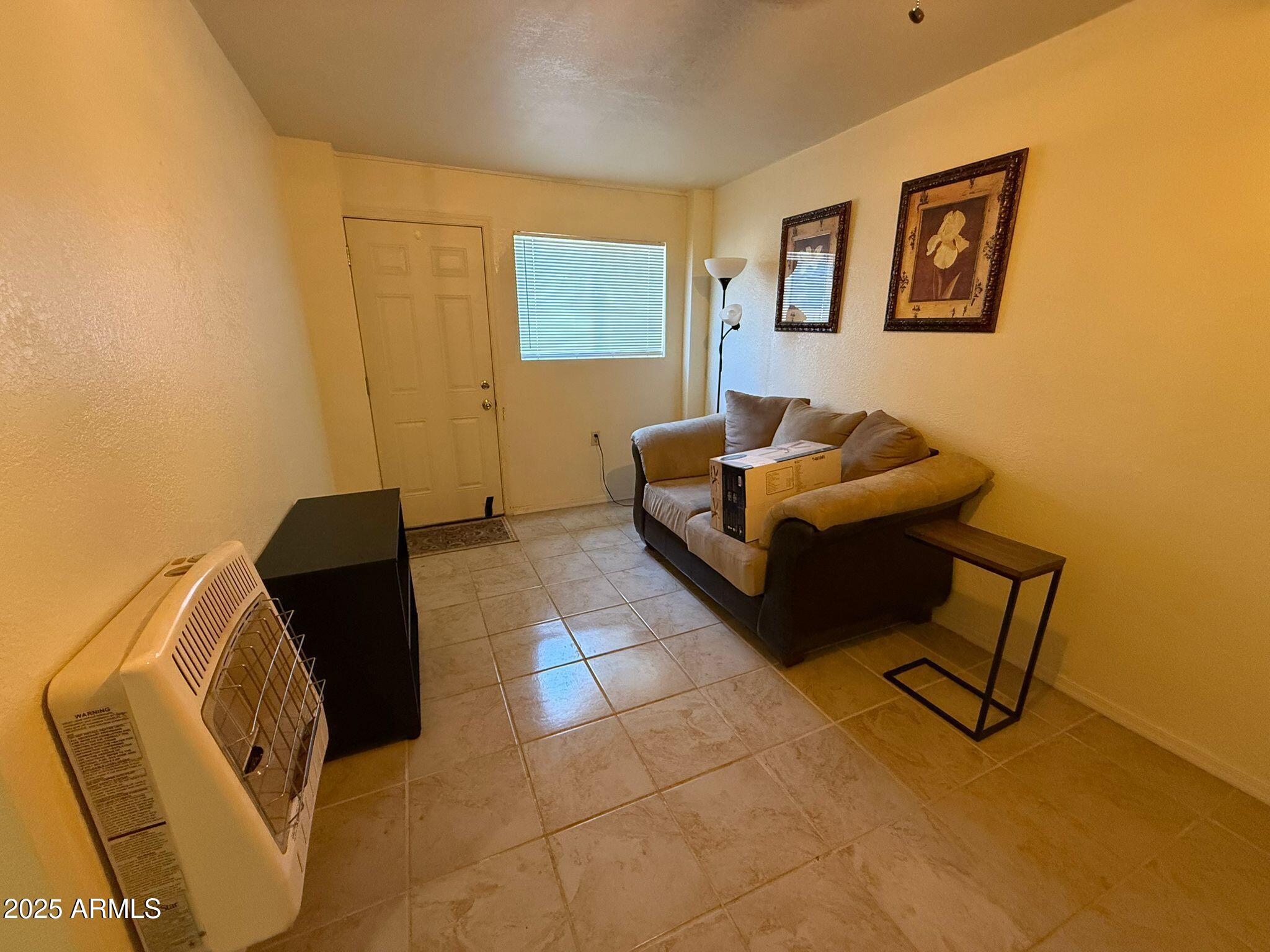 1249 E 10TH Street Rear