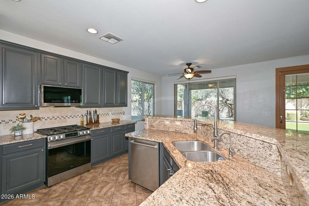 Photo of 8352 W Molly Lane, Peoria, AZ 85383 (MLS # 7012128)