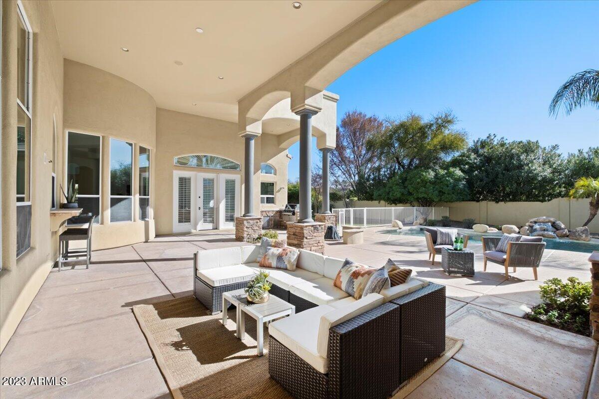 PARADISE ESTATES - Residential