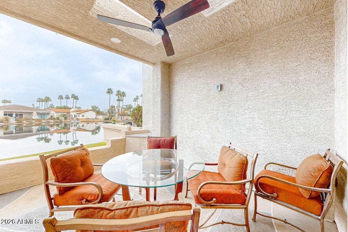 1318 W CORAL REEF Drive
