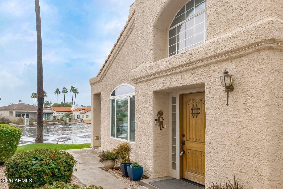 1318 W CORAL REEF Drive