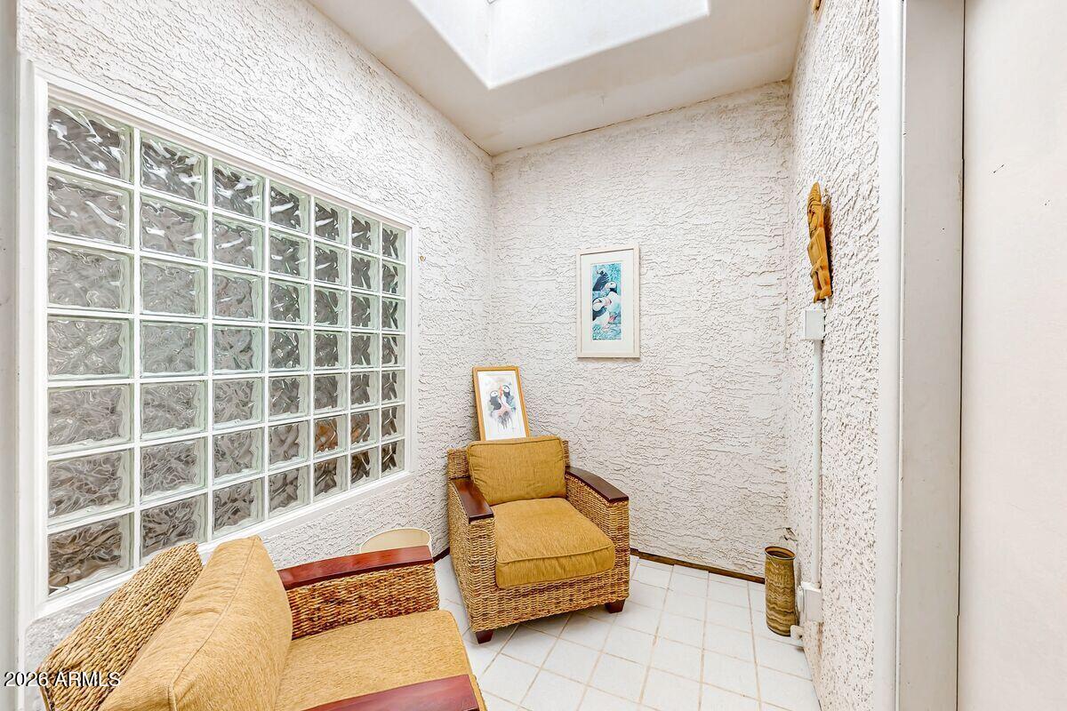 1318 W CORAL REEF Drive