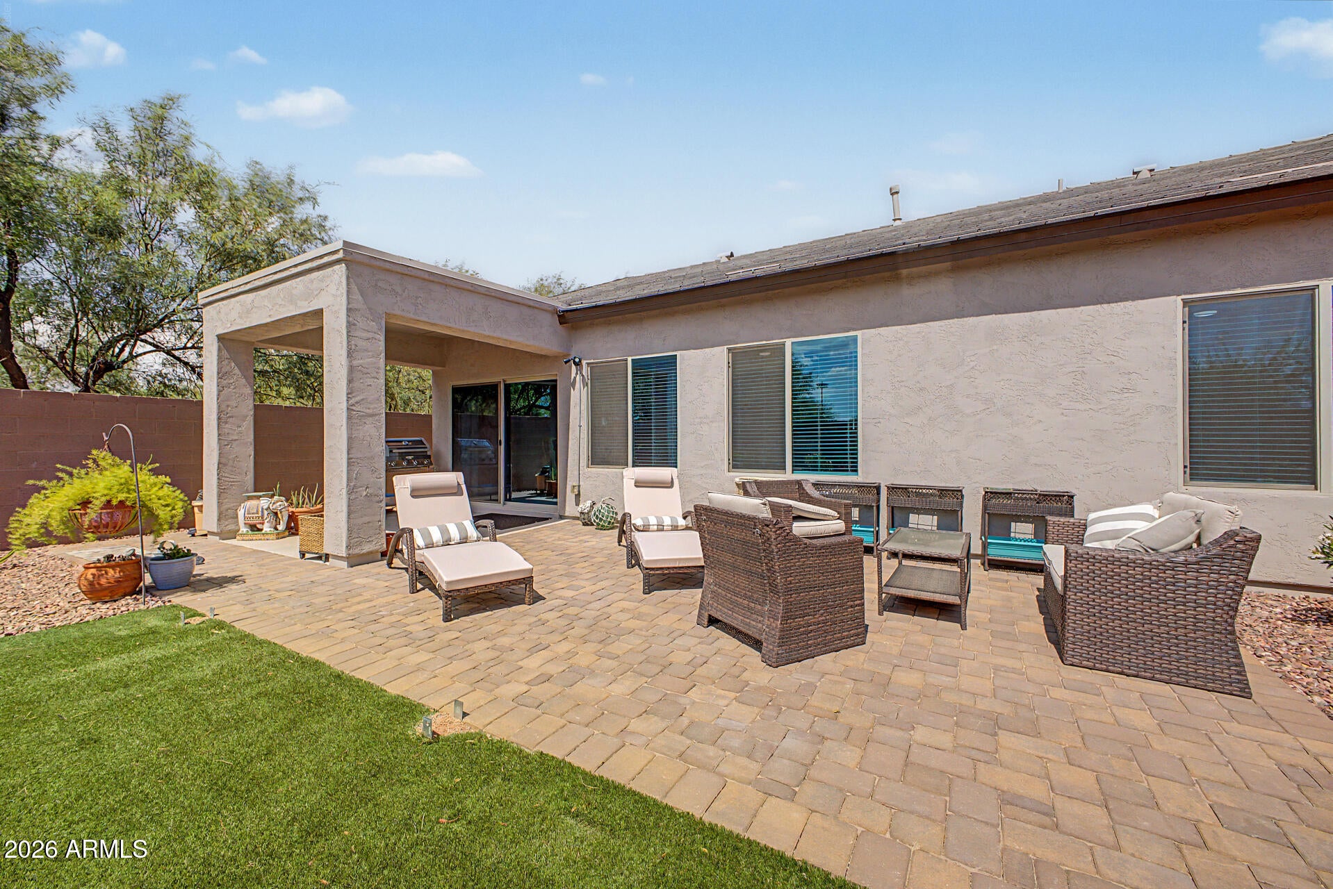 3218 N LAFAYETTE Drive