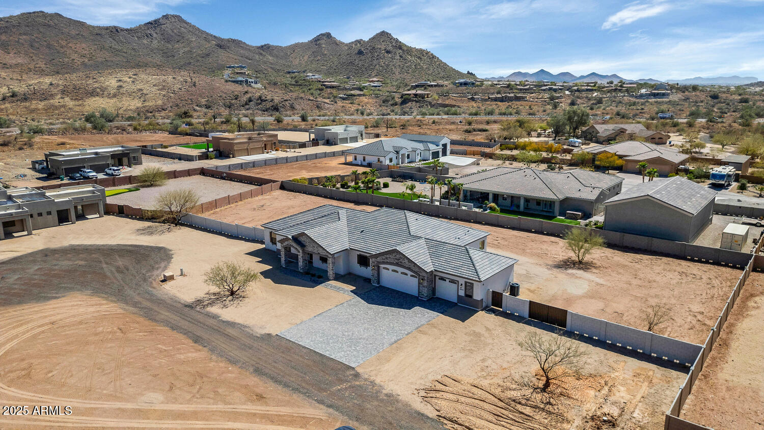 2819 W CANYON CREEK Road