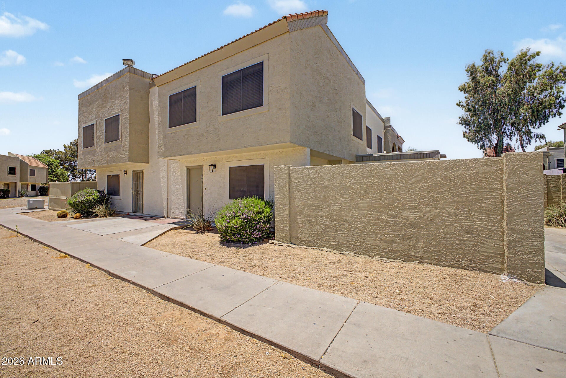 5981 N 48TH Drive