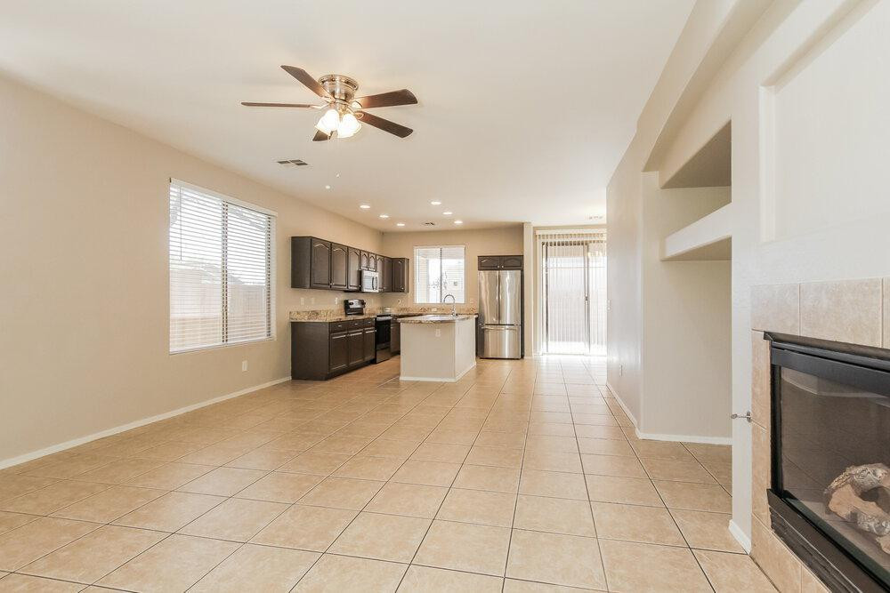 2507 W Old Paint Trail