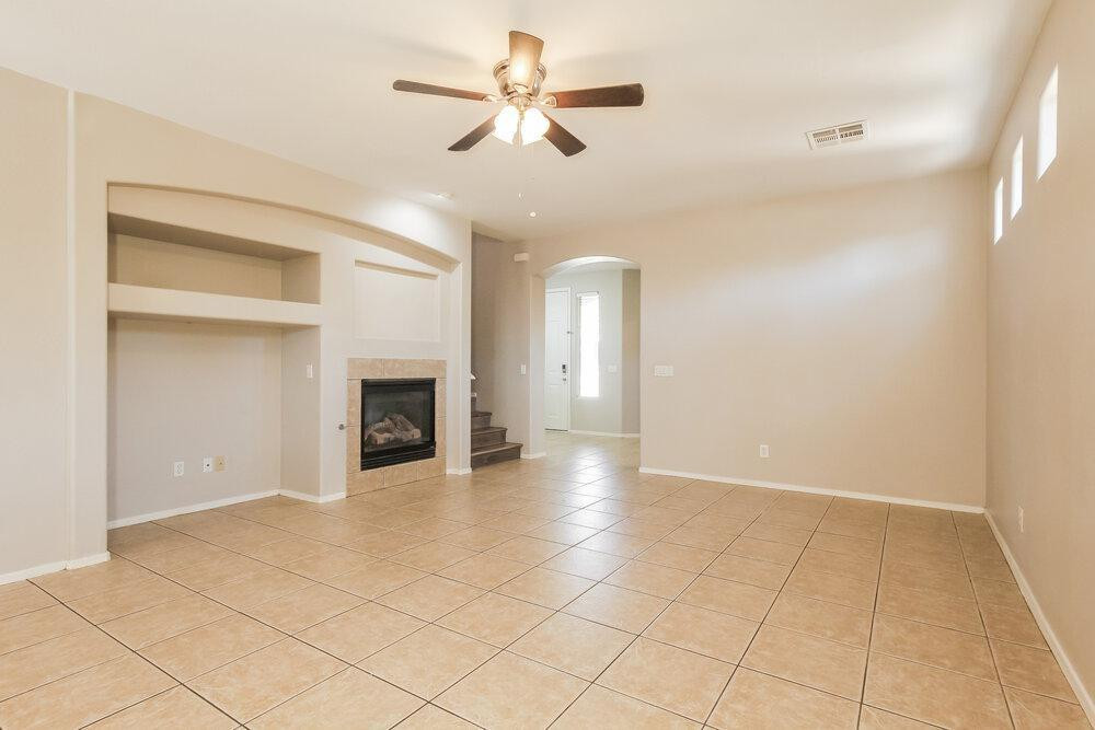 2507 W Old Paint Trail