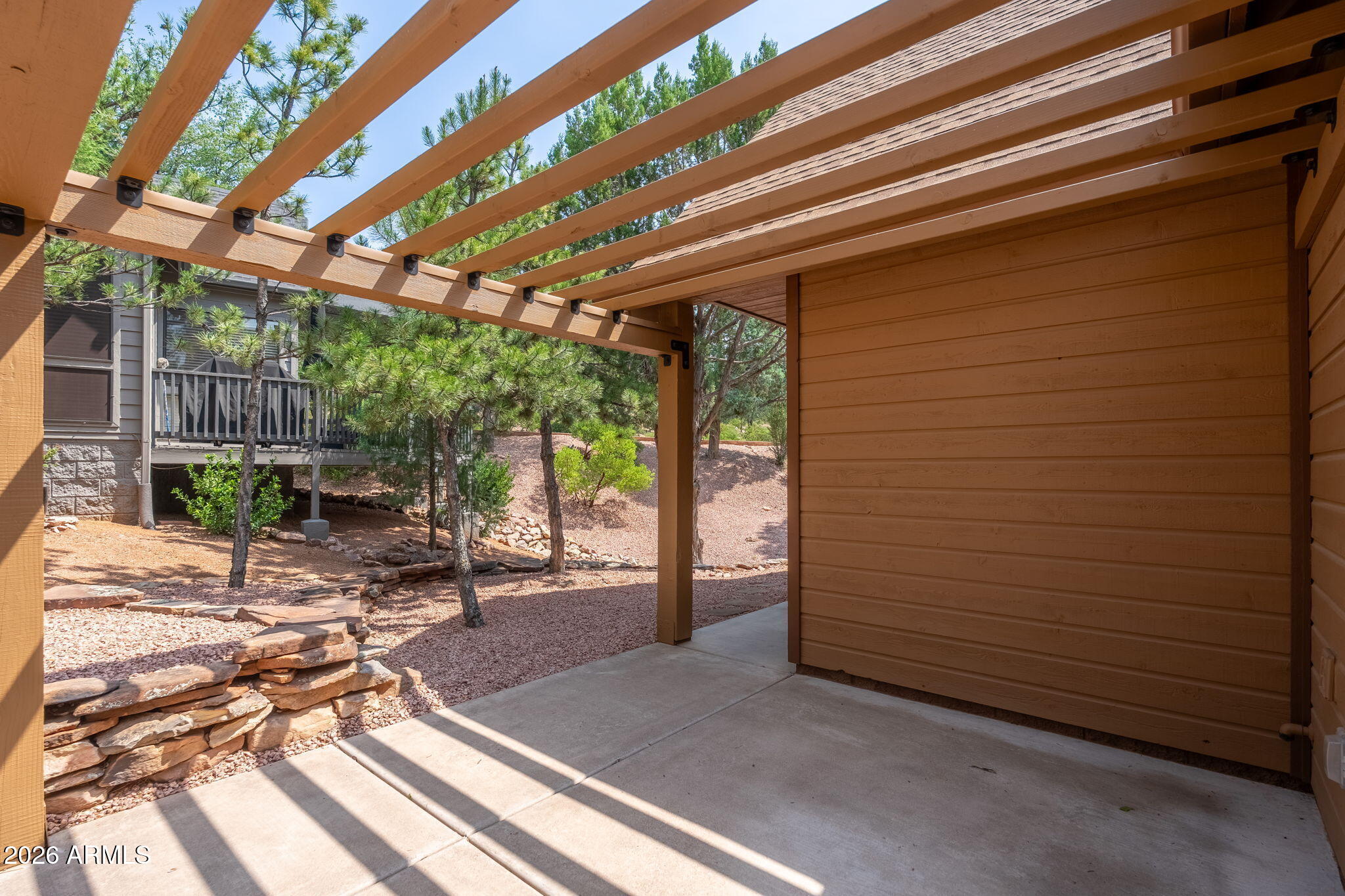 807 N Grapevine Circle
