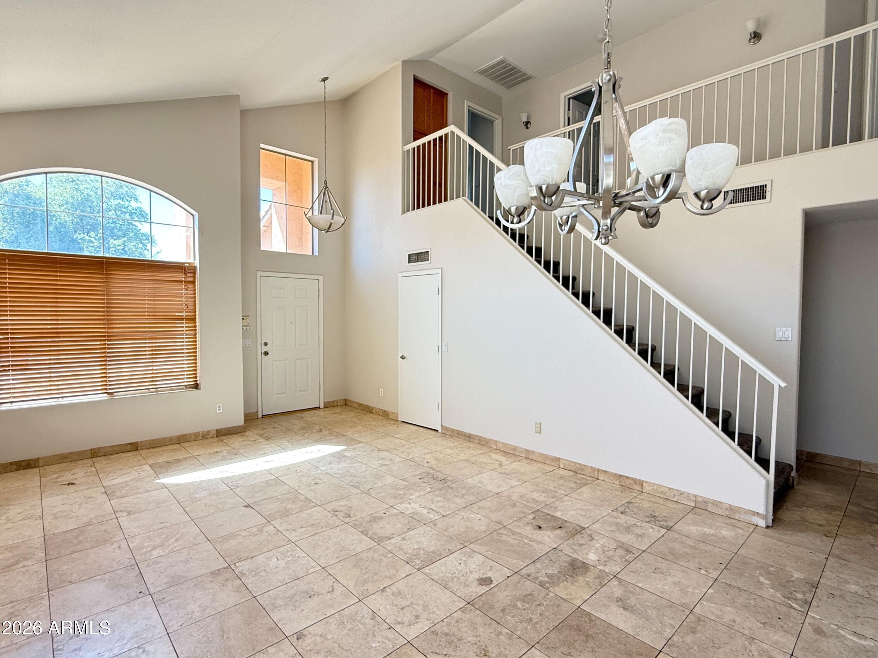 1274 W Sparrow Court