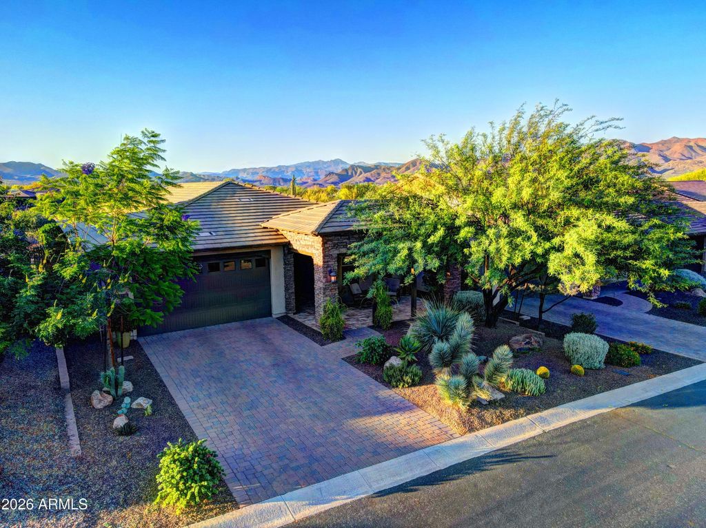 Photo of 18028 E Vista Desierto, Rio Verde, AZ 85263 (MLS # 7036955)