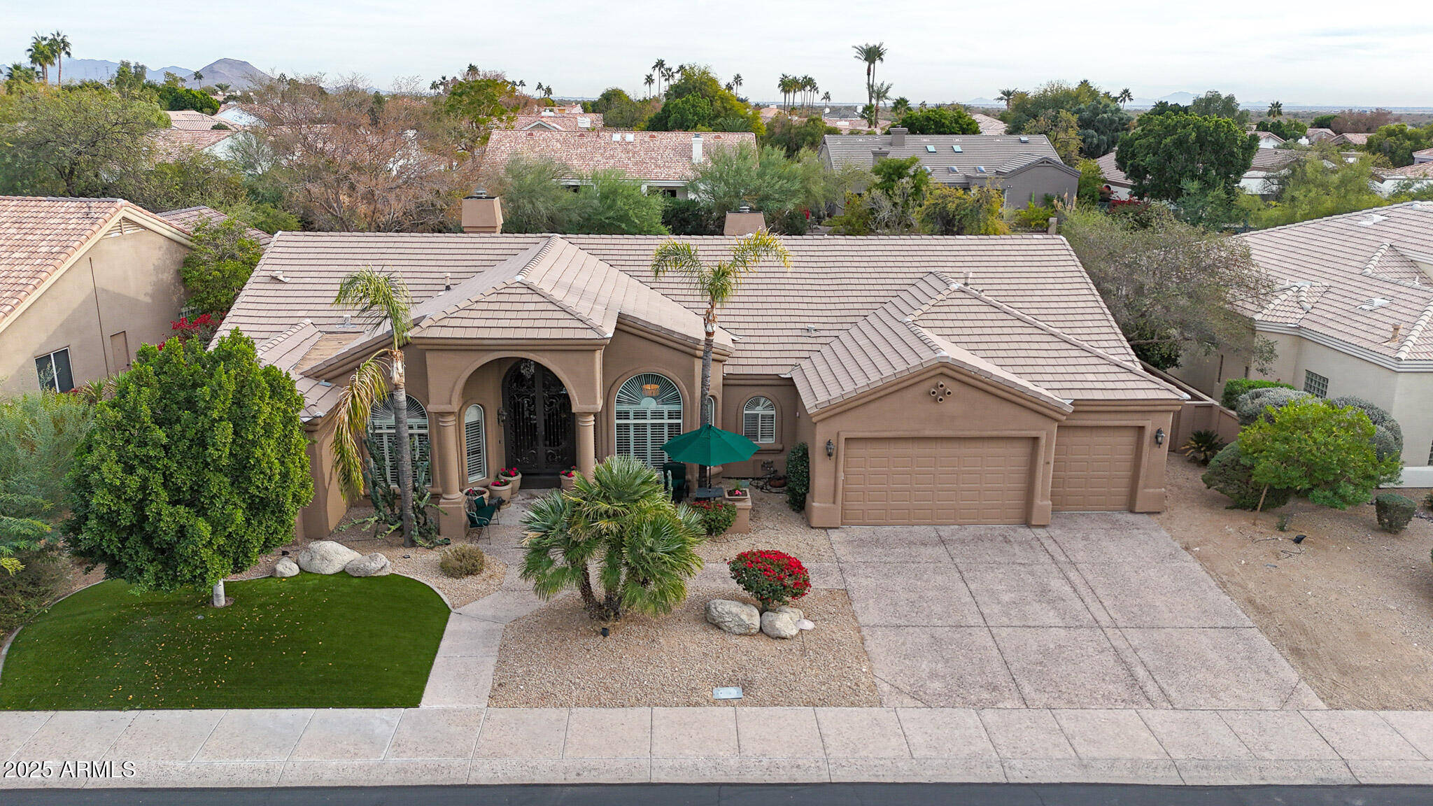 9353 N 113th Way