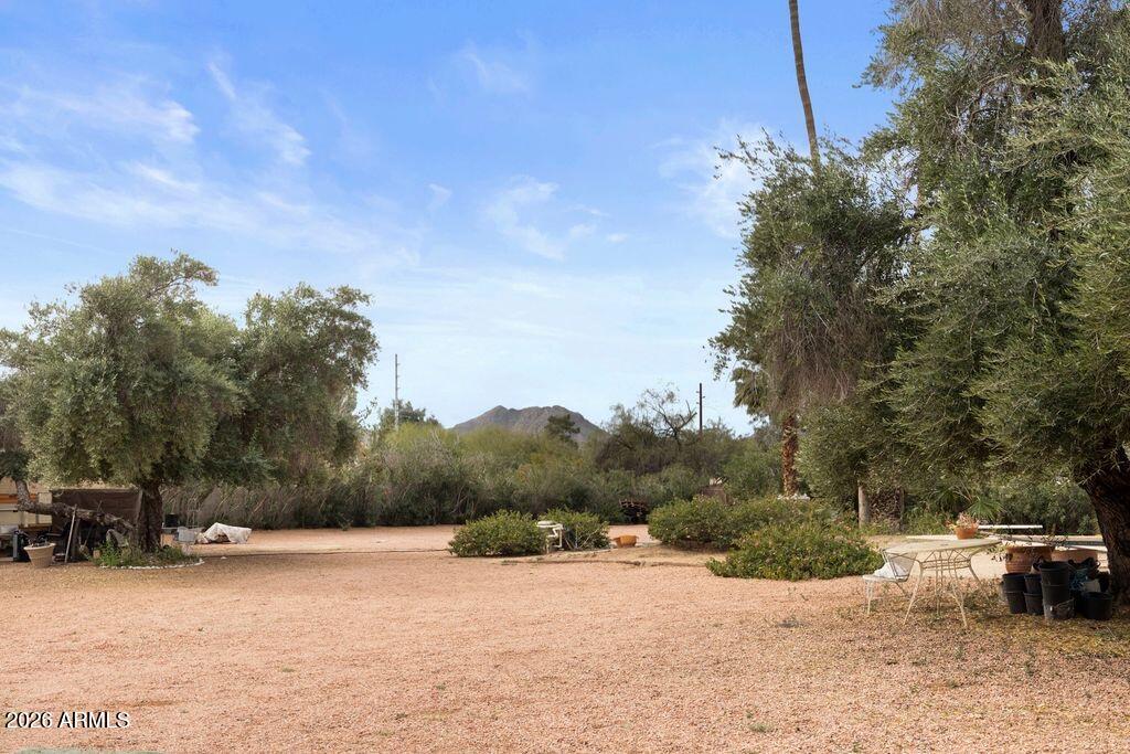 5401 E SAHUARO Drive