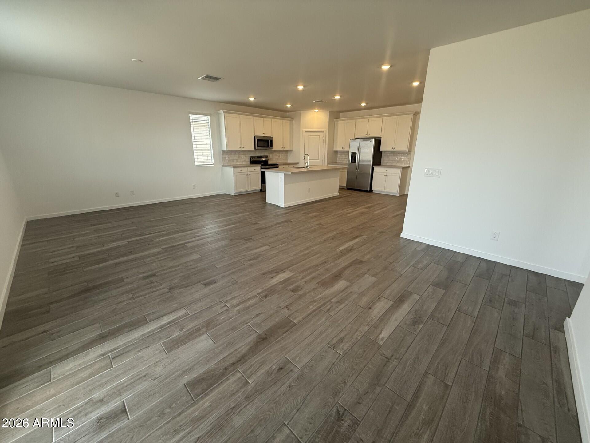 25202 W LA SALLE Street