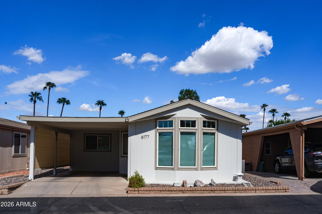 Photo of 6177 S Sawgrass Drive, Chandler, AZ 85249 (MLS # 7088100)