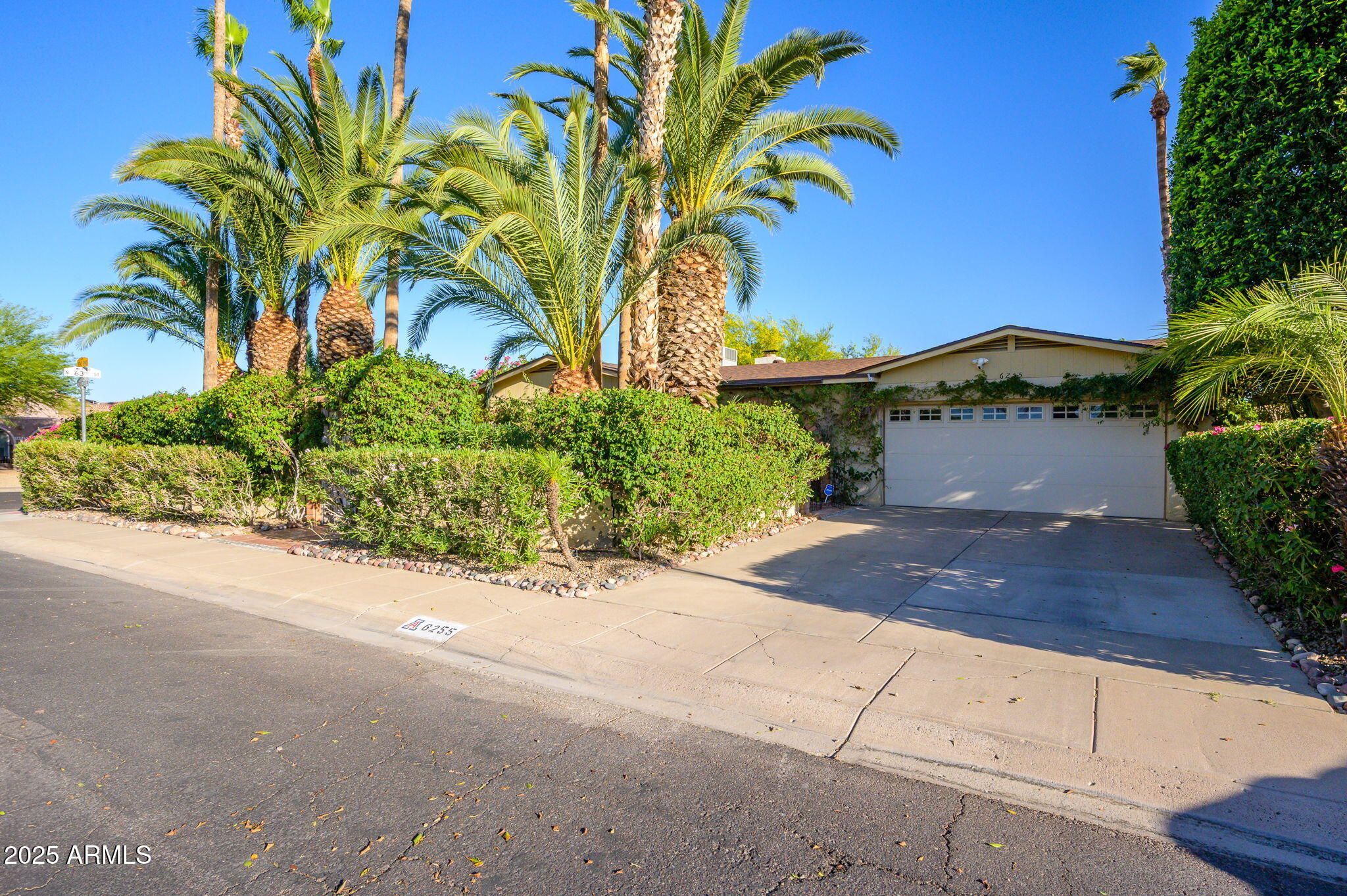 6255 E CROCUS Drive