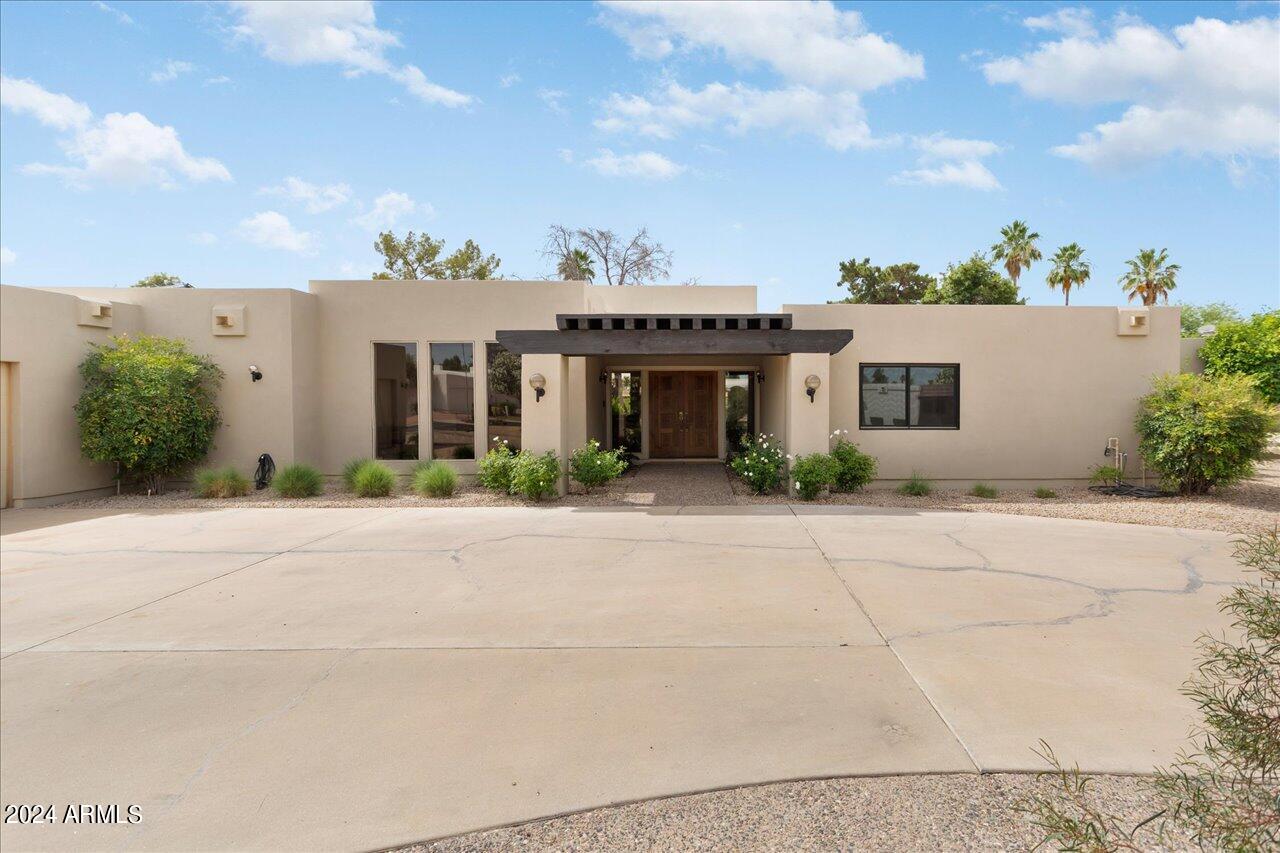 1141 N ORO Vista