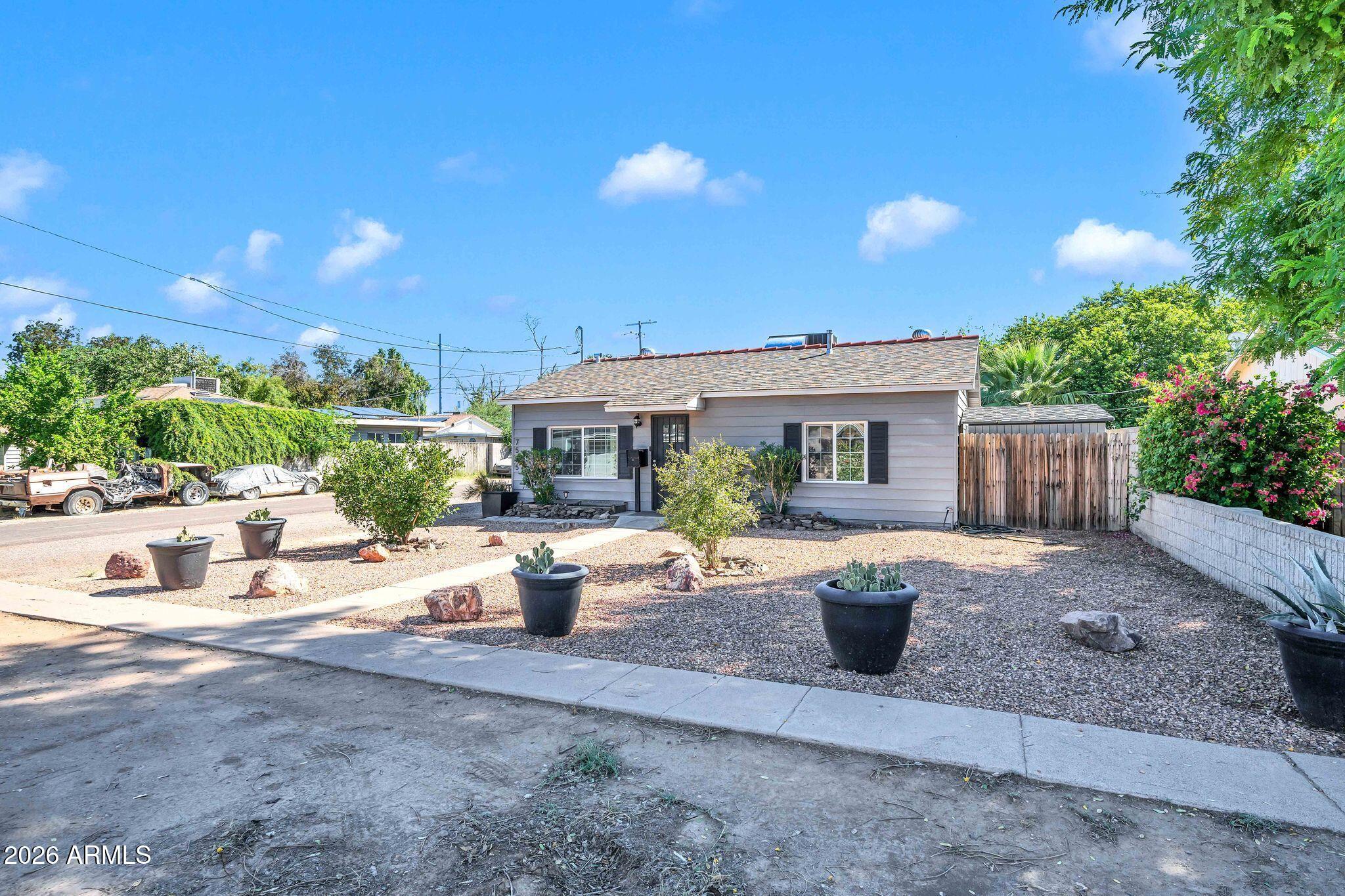 7505 N 60TH Avenue