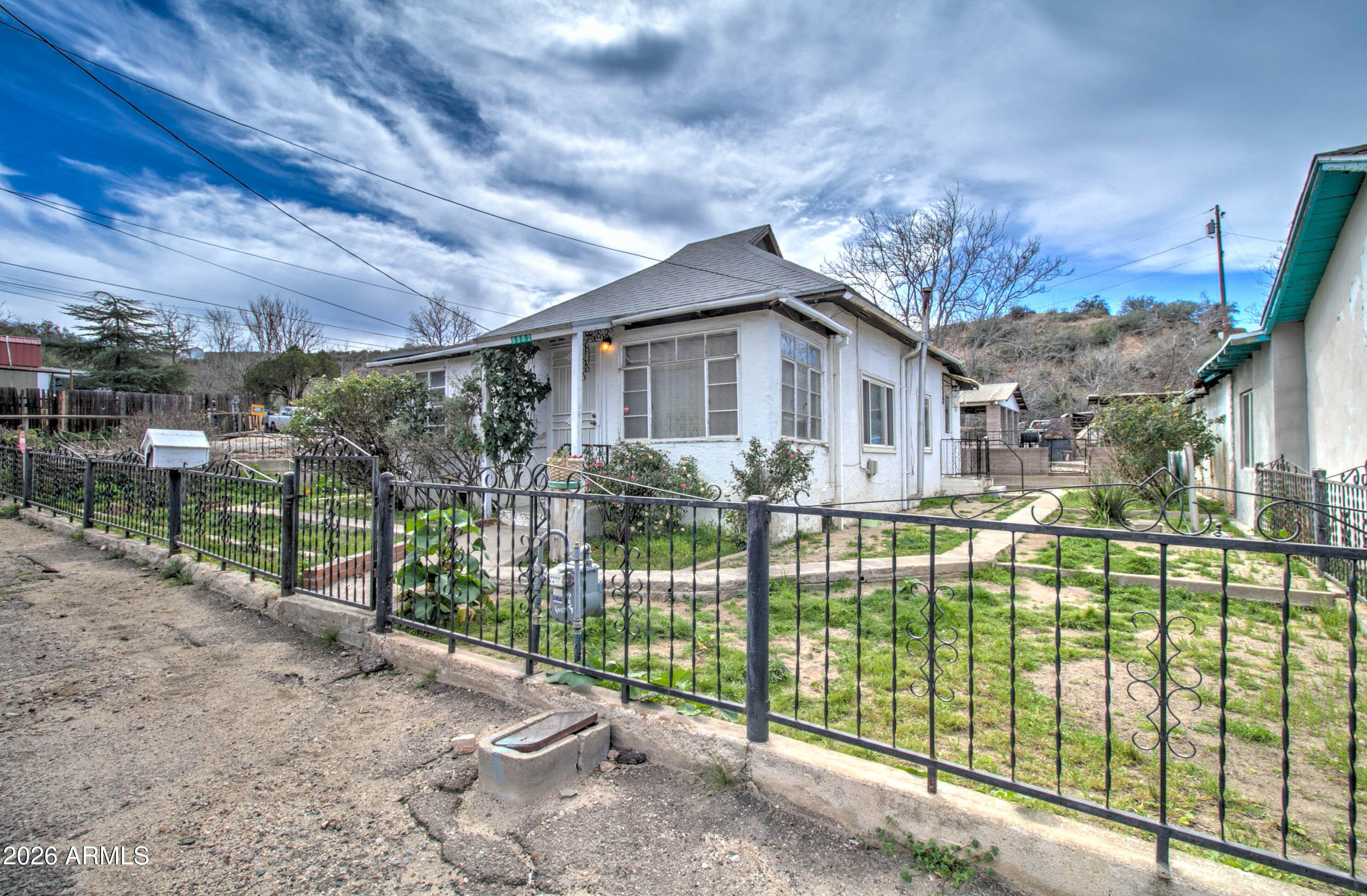 6002 S MARION Canyon