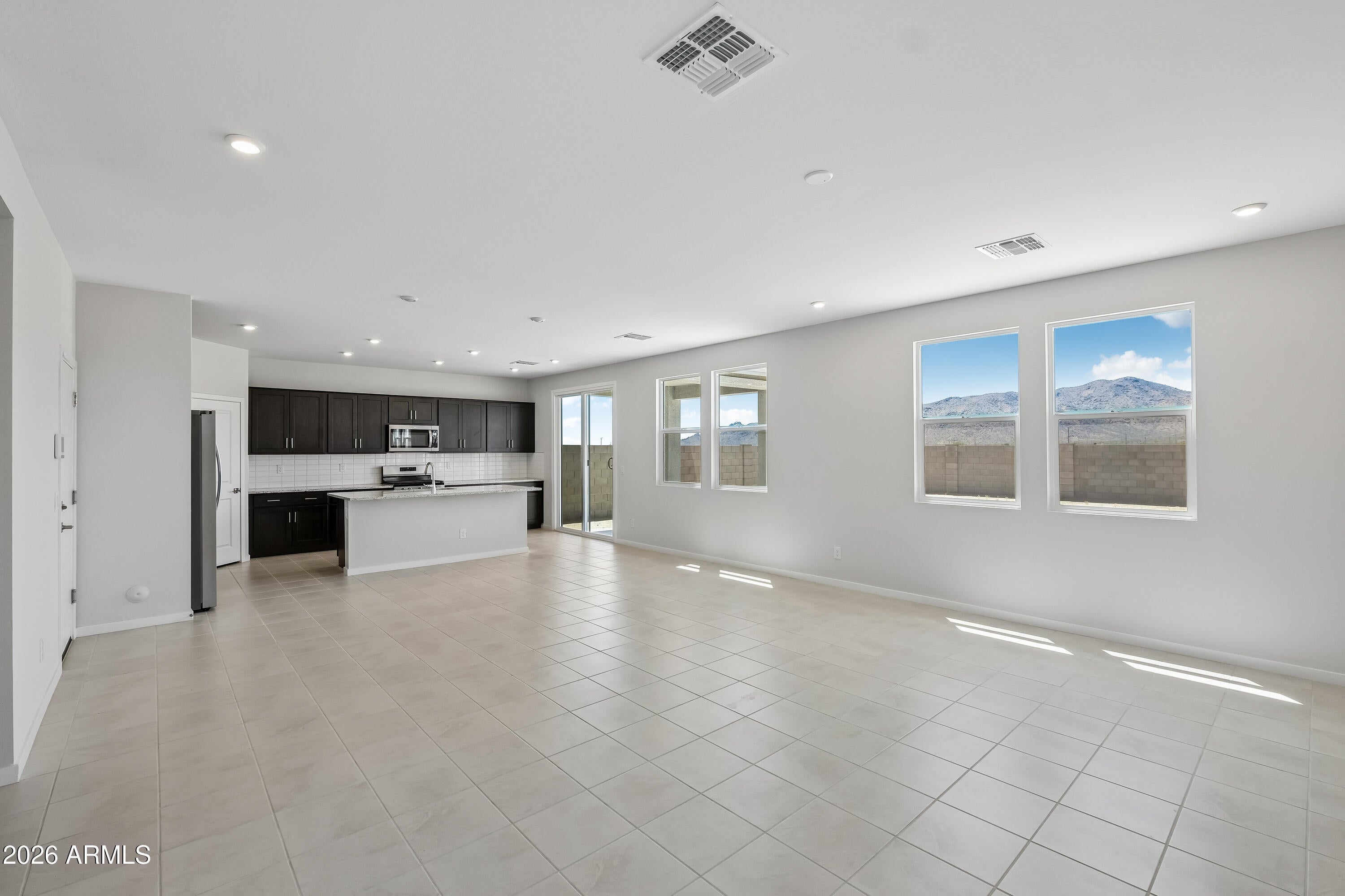 18274 W CALLE LEJOS --