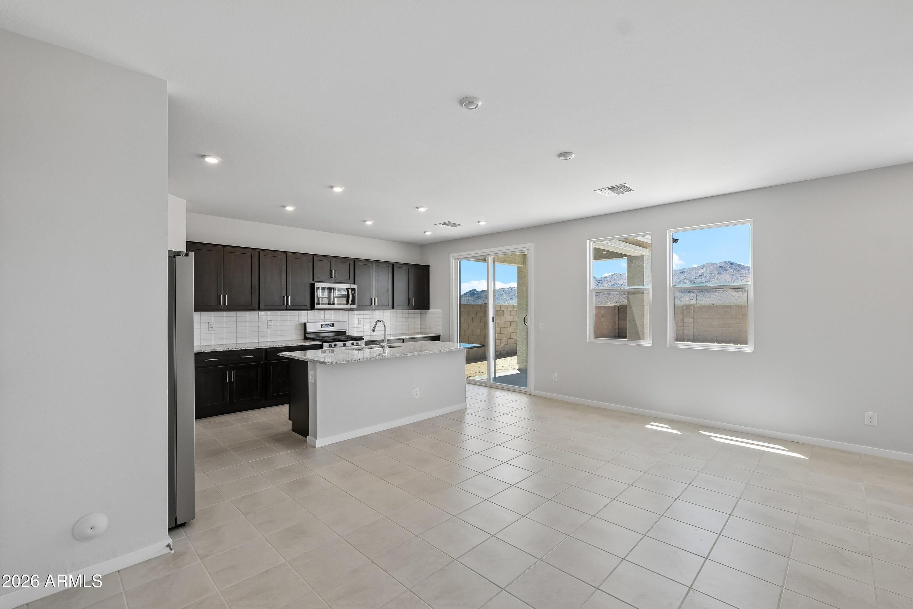 18274 W CALLE LEJOS --