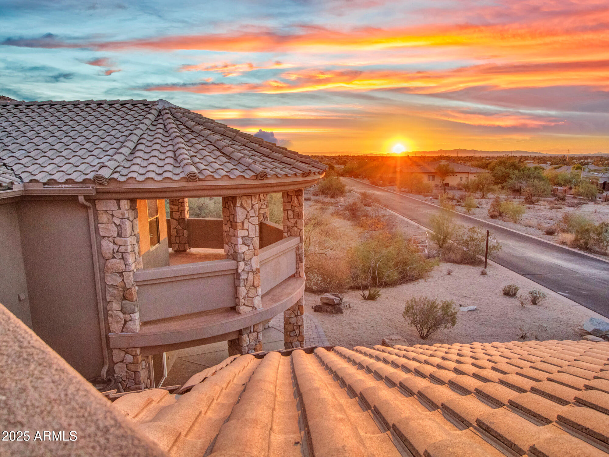 Phoenix, Arizona 85042, United States, 4 Bedrooms Bedrooms, ,4 BathroomsBathrooms,Residential,Active,136942