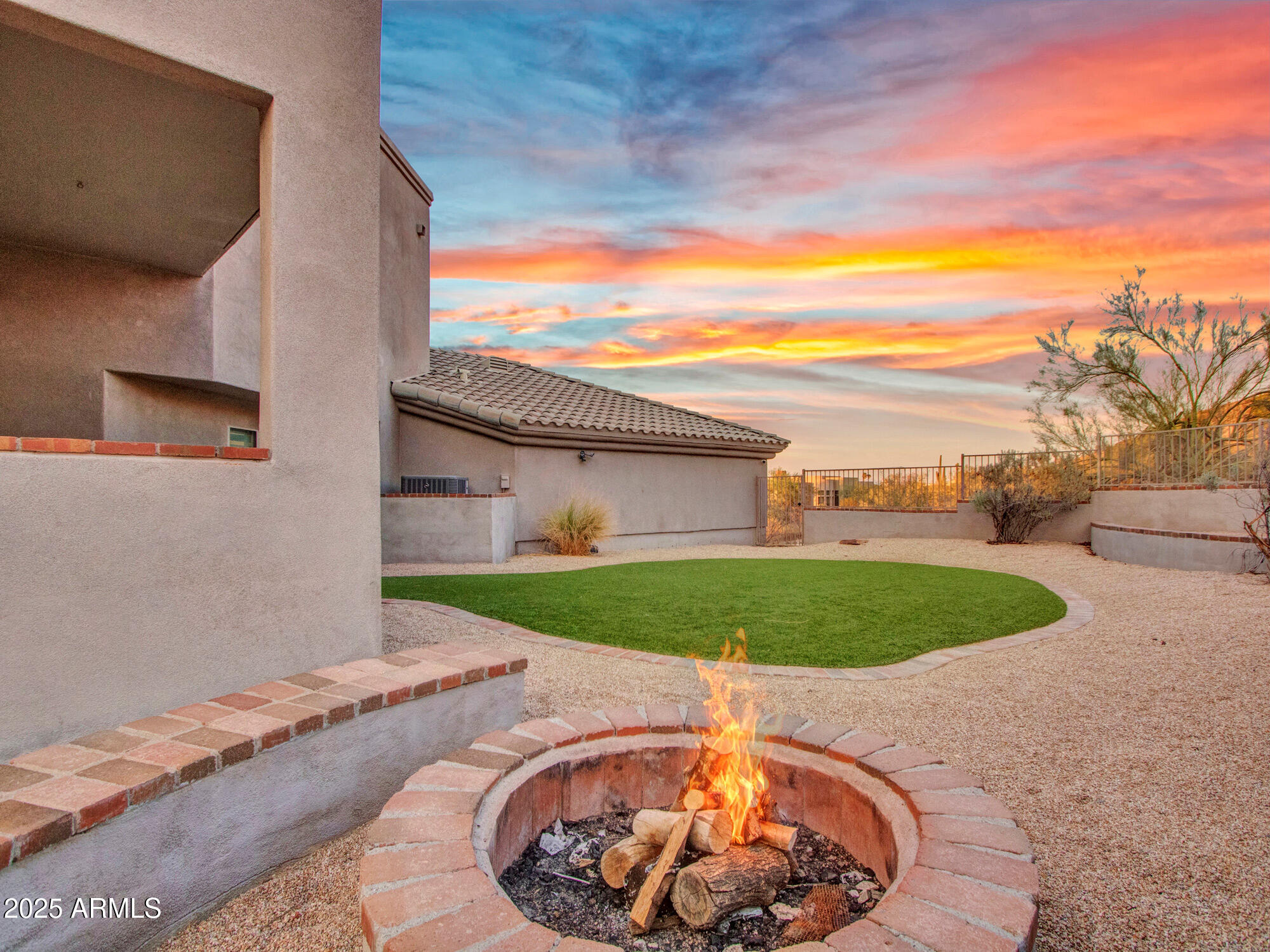 Phoenix, Arizona 85042, United States, 4 Bedrooms Bedrooms, ,4 BathroomsBathrooms,Residential,Active,136942