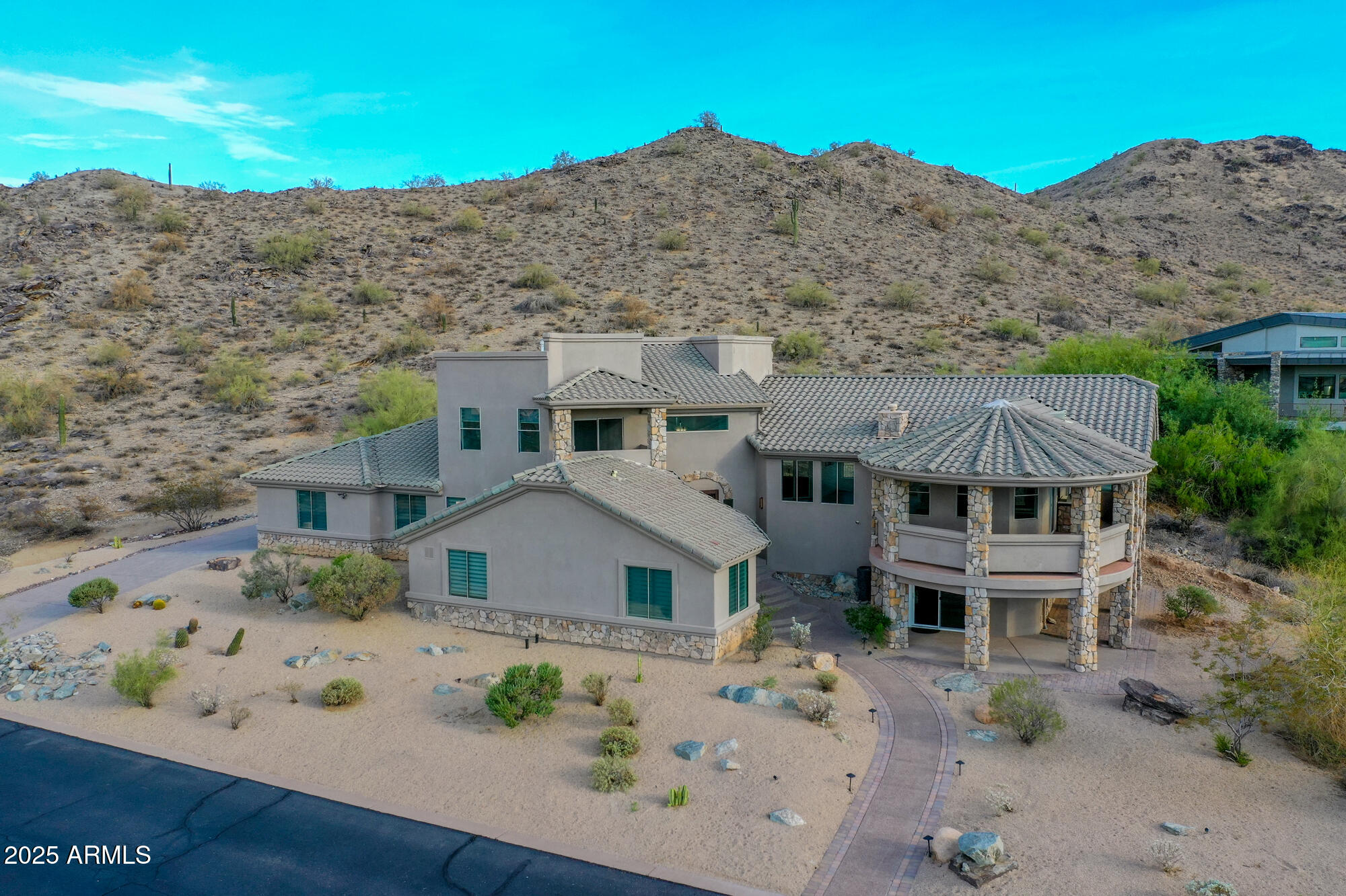 Phoenix, Arizona 85042, United States, 4 Bedrooms Bedrooms, ,4 BathroomsBathrooms,Residential,Active,136942