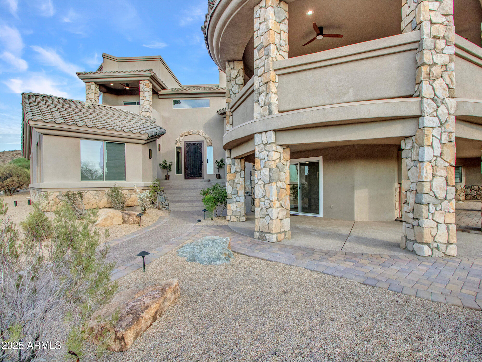 Phoenix, Arizona 85042, United States, 4 Bedrooms Bedrooms, ,4 BathroomsBathrooms,Residential,Active,136942