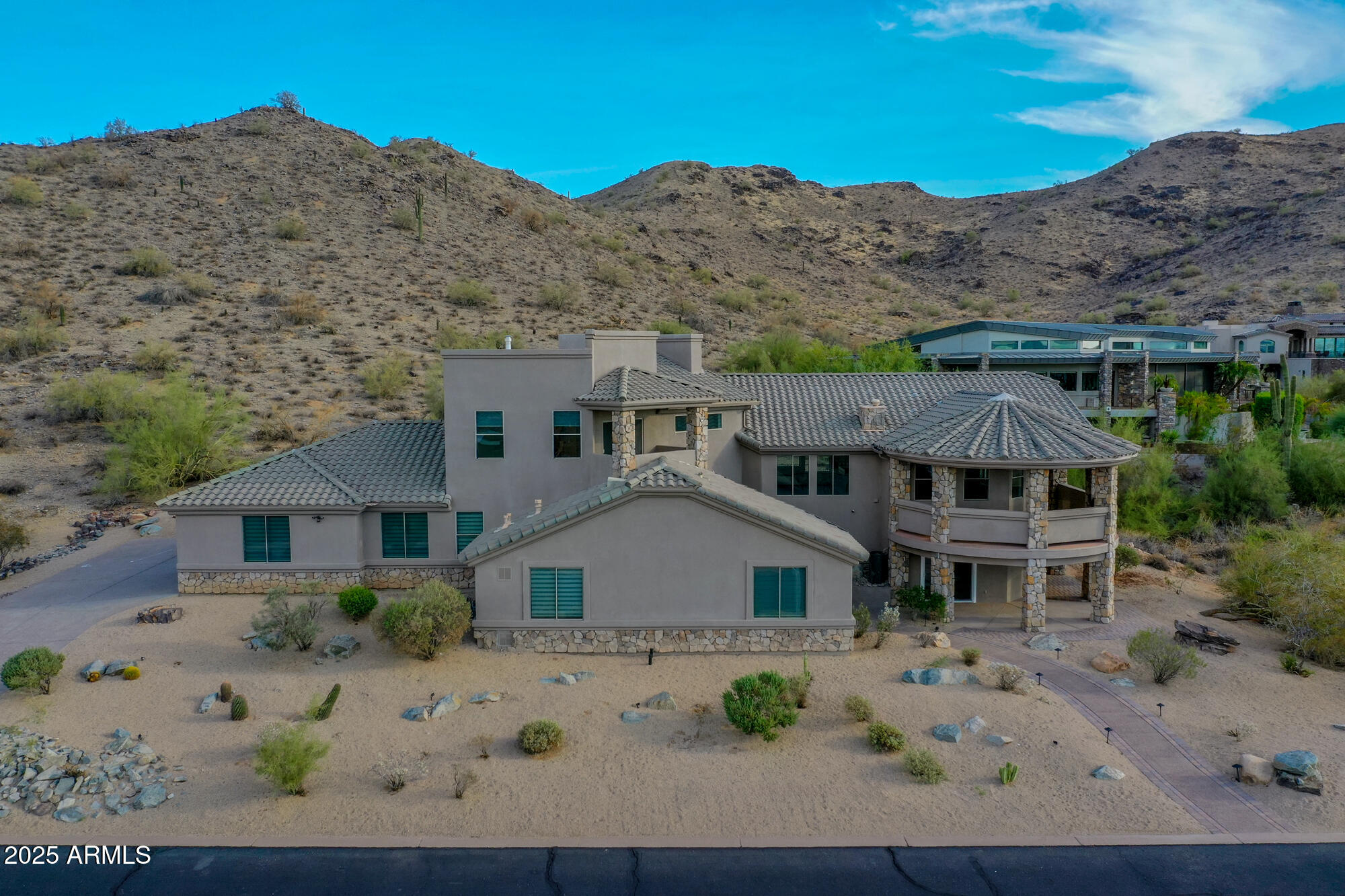 Phoenix, Arizona 85042, United States, 4 Bedrooms Bedrooms, ,4 BathroomsBathrooms,Residential,Active,136942