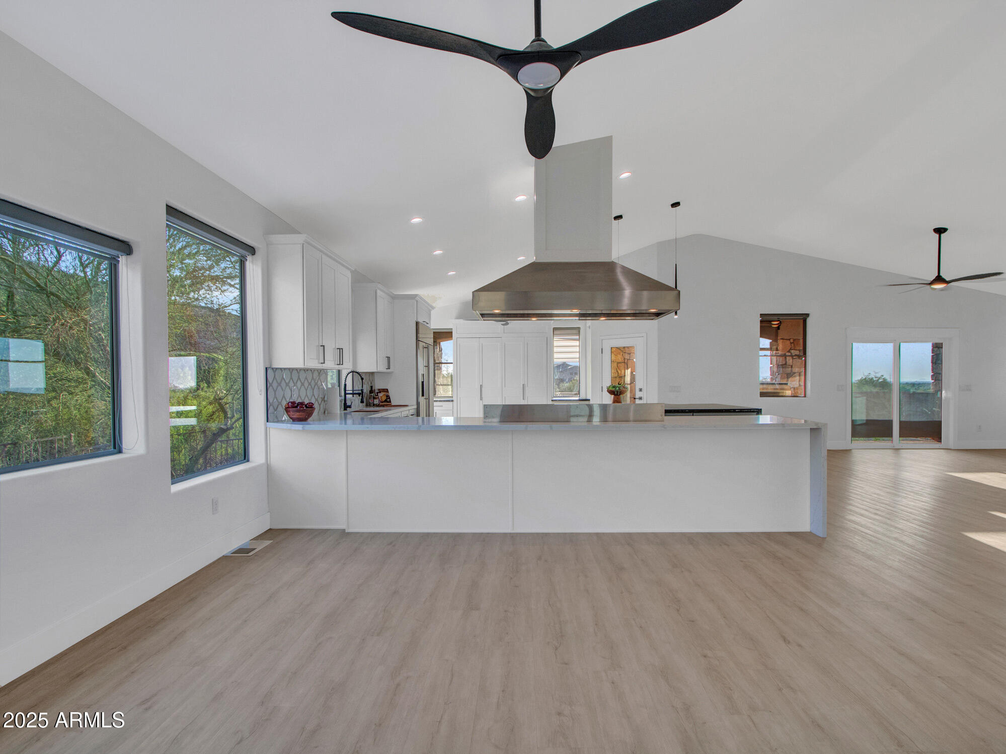 Phoenix, Arizona 85042, United States, 4 Bedrooms Bedrooms, ,4 BathroomsBathrooms,Residential,Active,136942