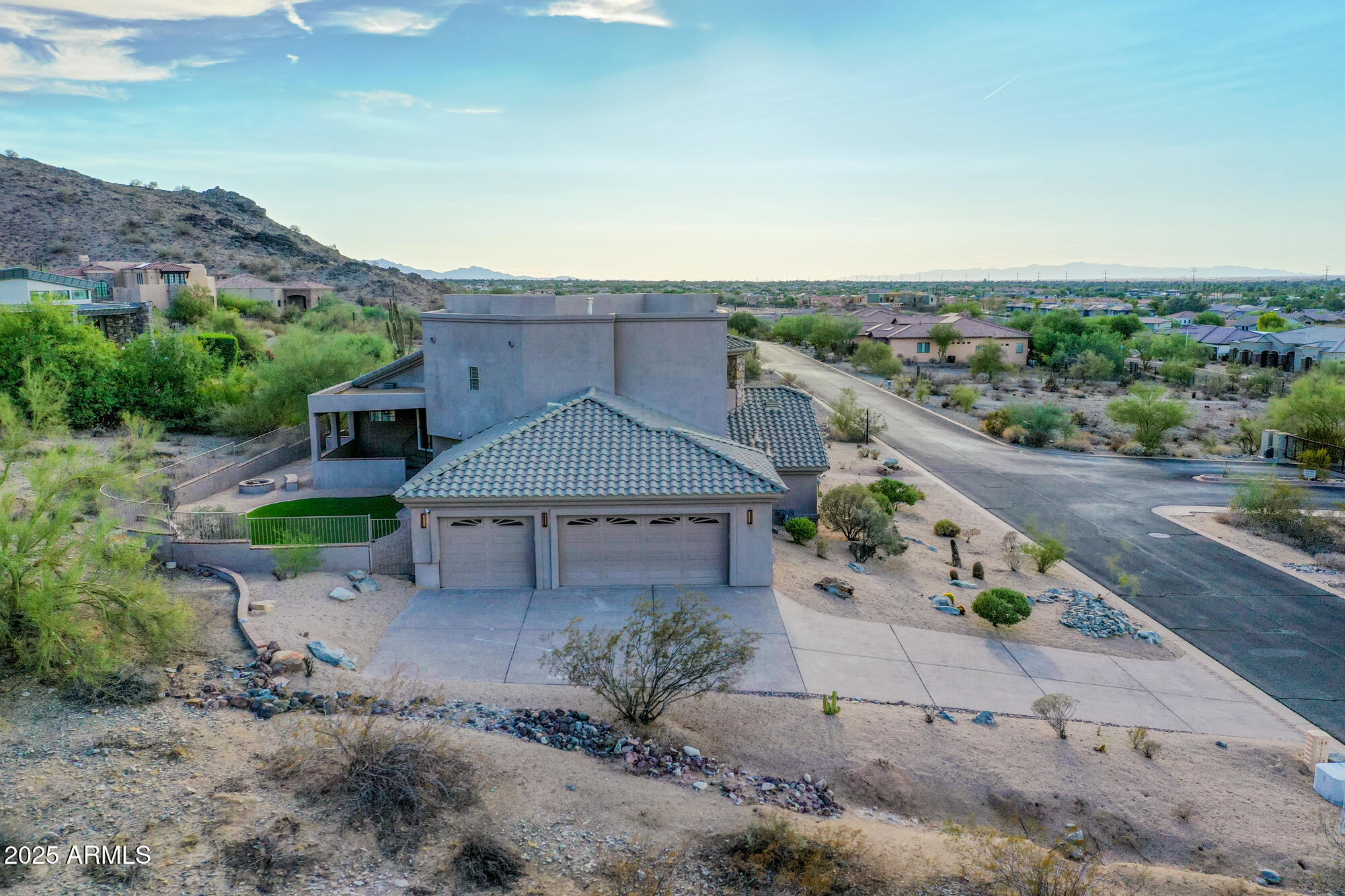 Phoenix, Arizona 85042, United States, 4 Bedrooms Bedrooms, ,4 BathroomsBathrooms,Residential,Active,136942