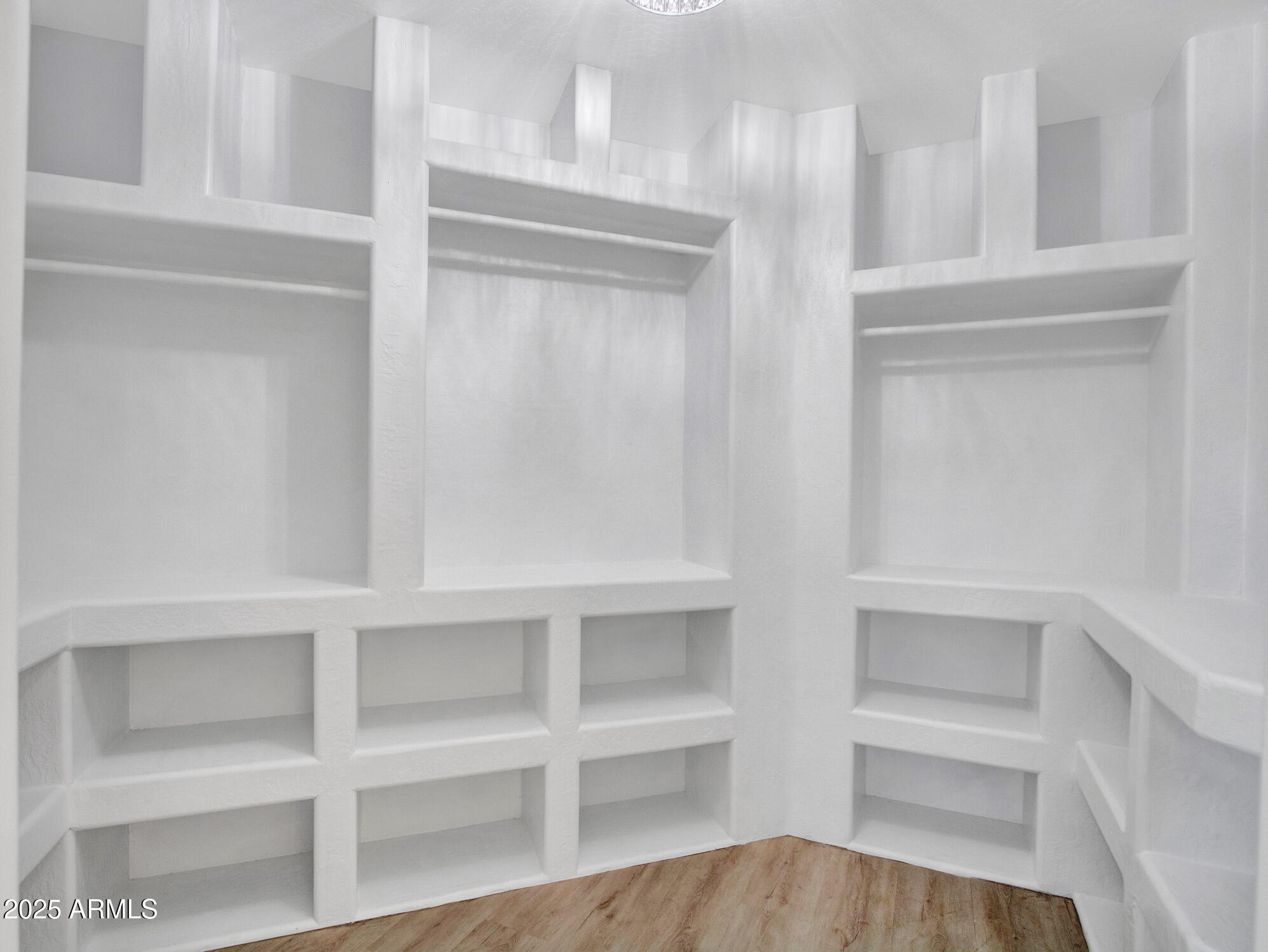 Phoenix, Arizona 85042, United States, 4 Bedrooms Bedrooms, ,4 BathroomsBathrooms,Residential,Active,136942