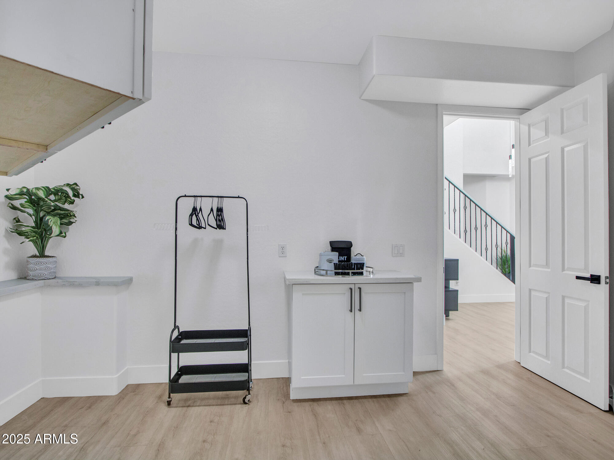 Phoenix, Arizona 85042, United States, 4 Bedrooms Bedrooms, ,4 BathroomsBathrooms,Residential,Active,136942