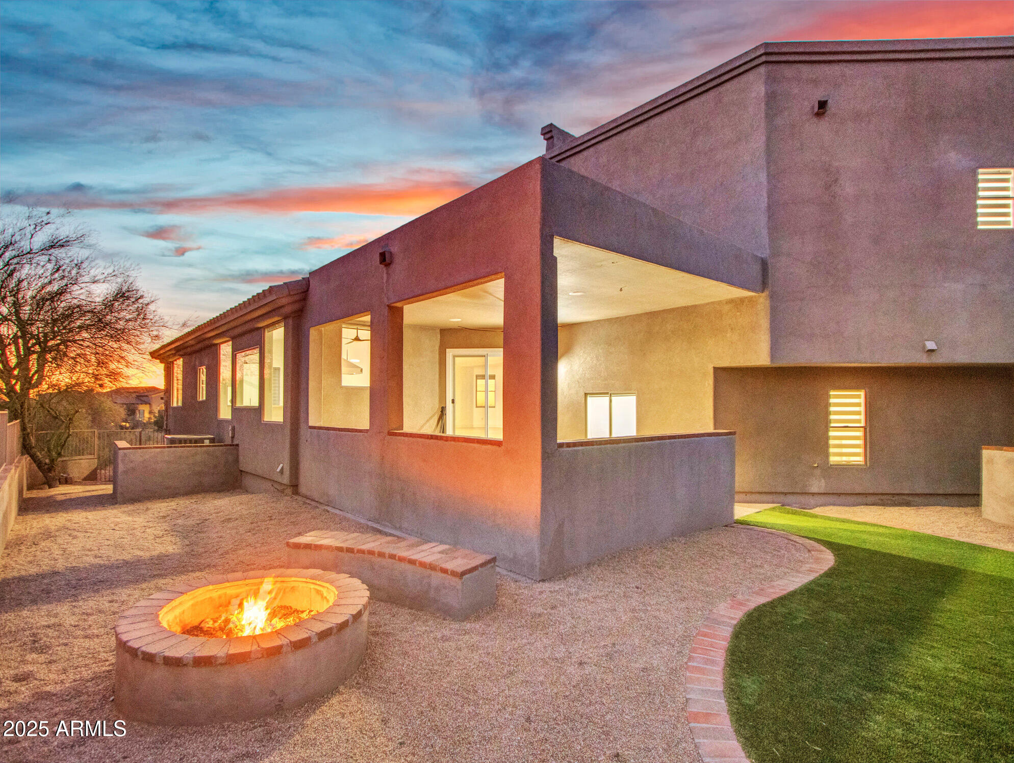 Phoenix, Arizona 85042, United States, 4 Bedrooms Bedrooms, ,4 BathroomsBathrooms,Residential,Active,136942